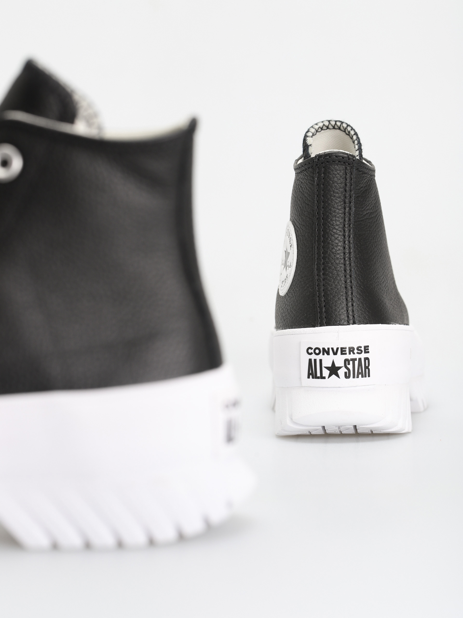 Converse Chuck Taylor All Star Lugged 2.0 Hi Cipők (black/egret/white)