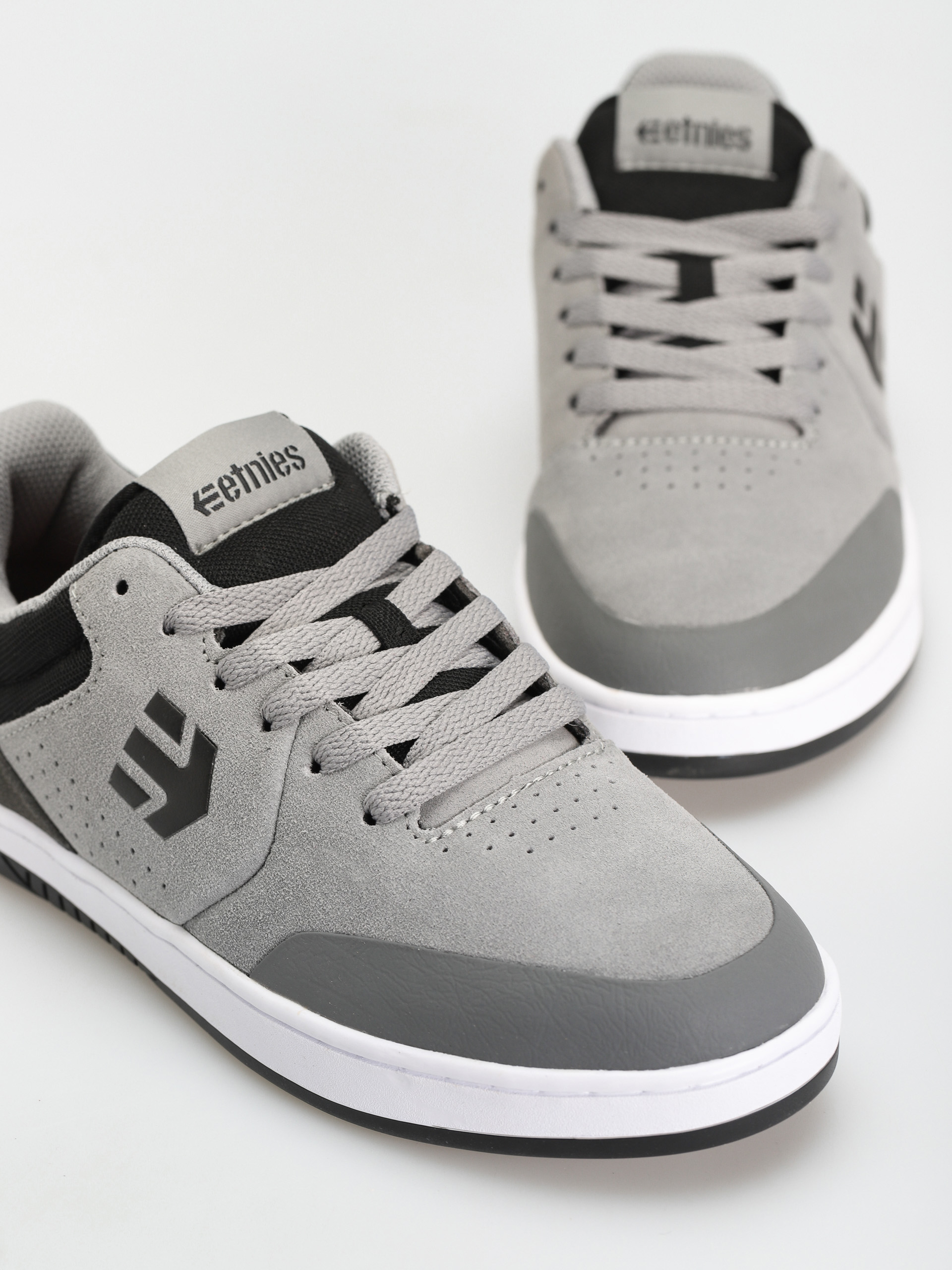 Etnies Marana Cipők (grey/black/red)