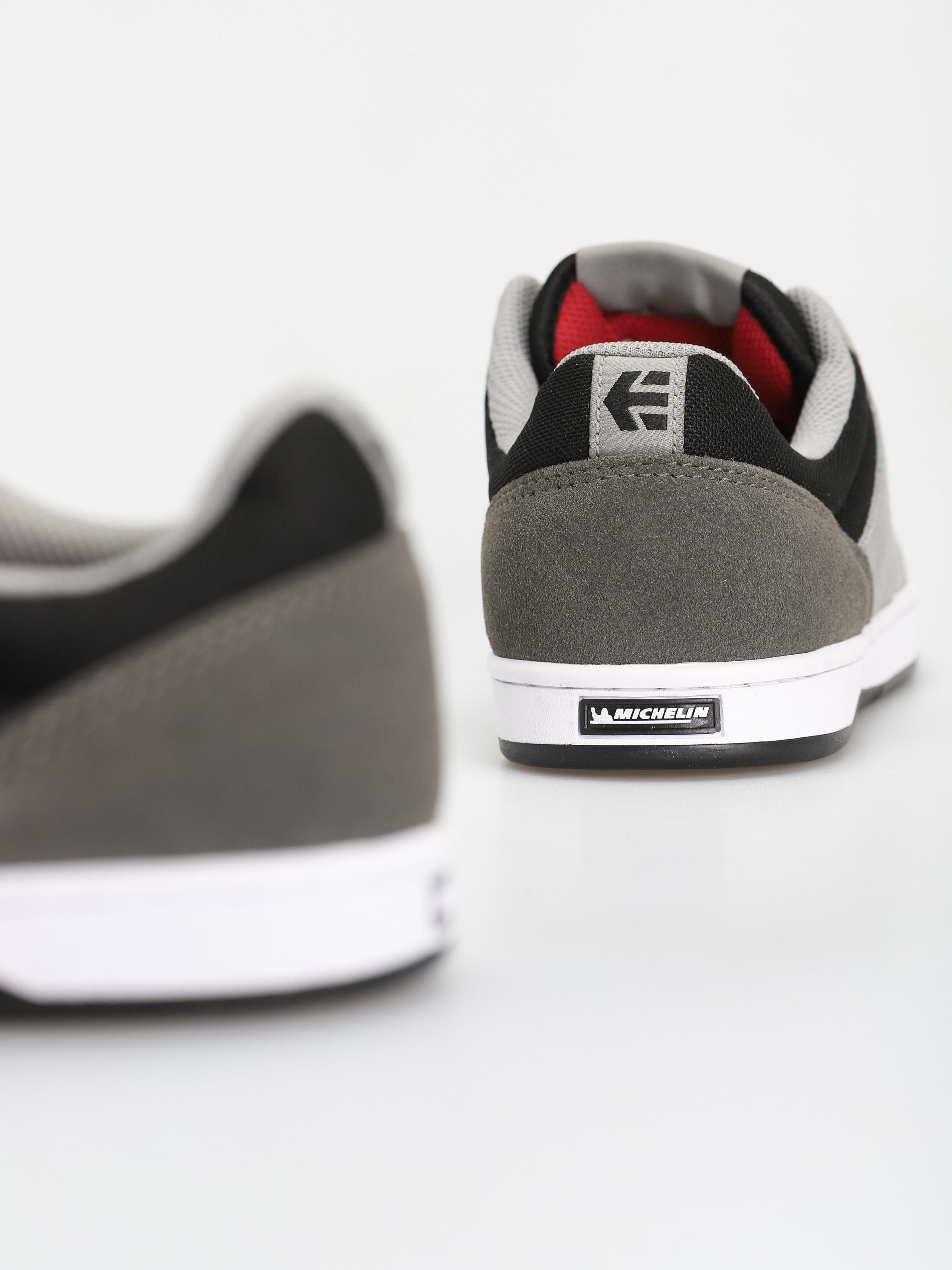 Etnies Marana Cipők (grey/black/red)