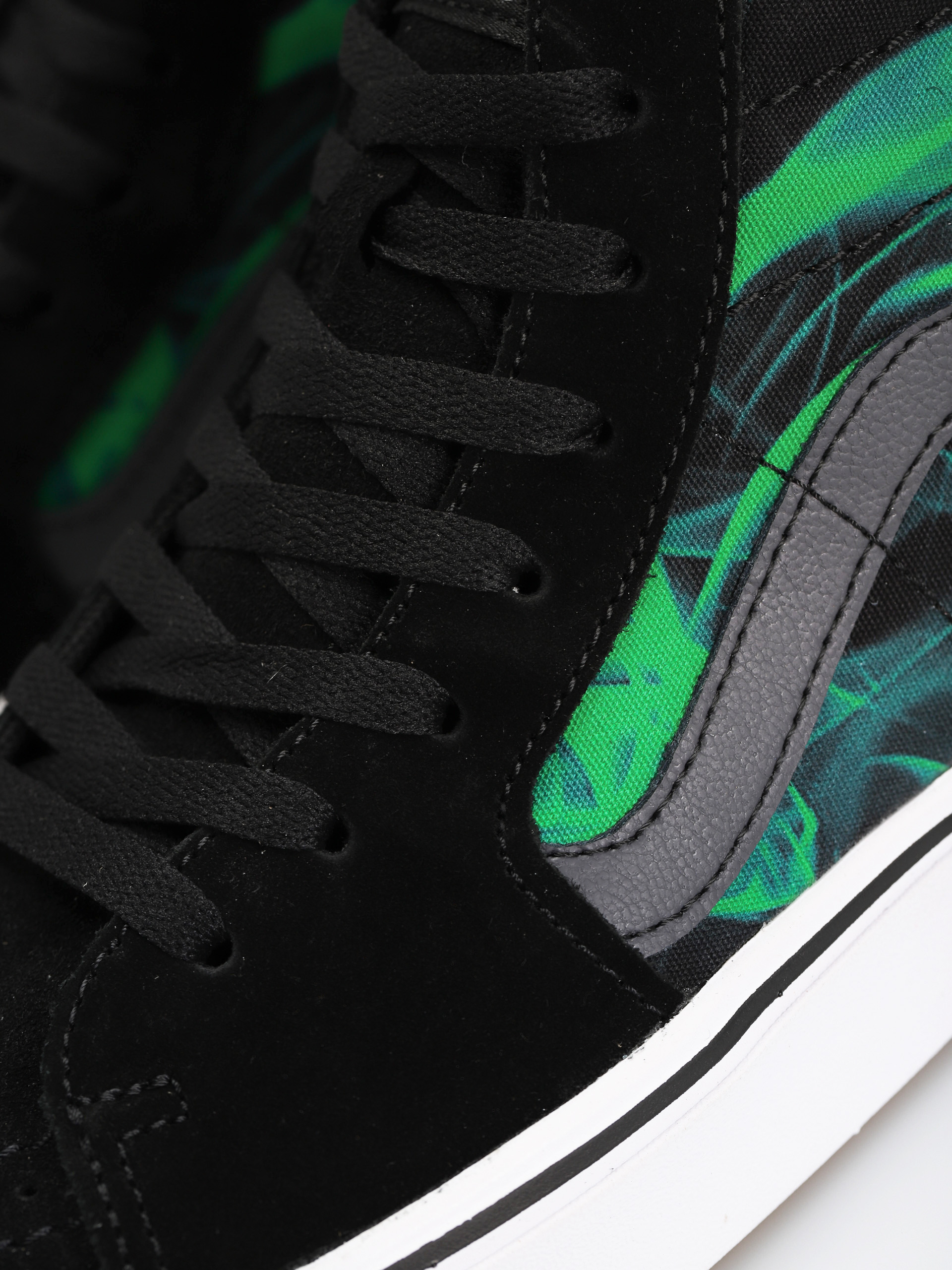 Vans Comfycush Sk8 Hi Cipők (after dark black/green)