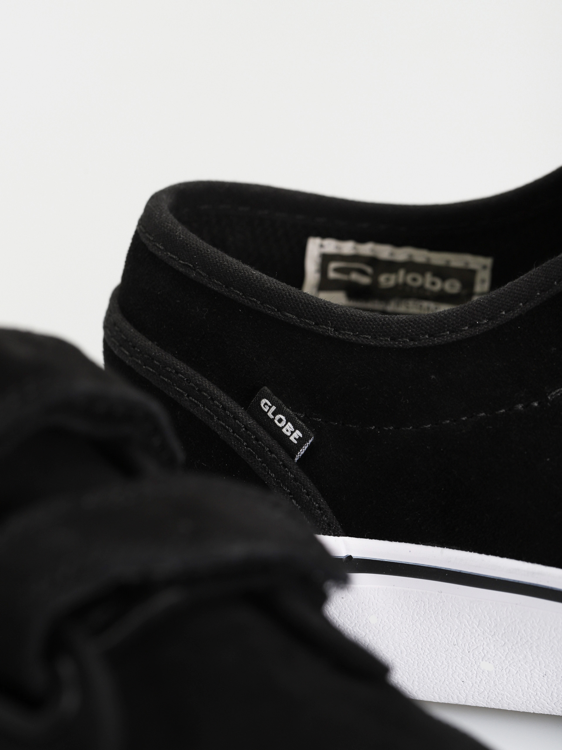 Globe Motley II Strap Cipők (black/white)