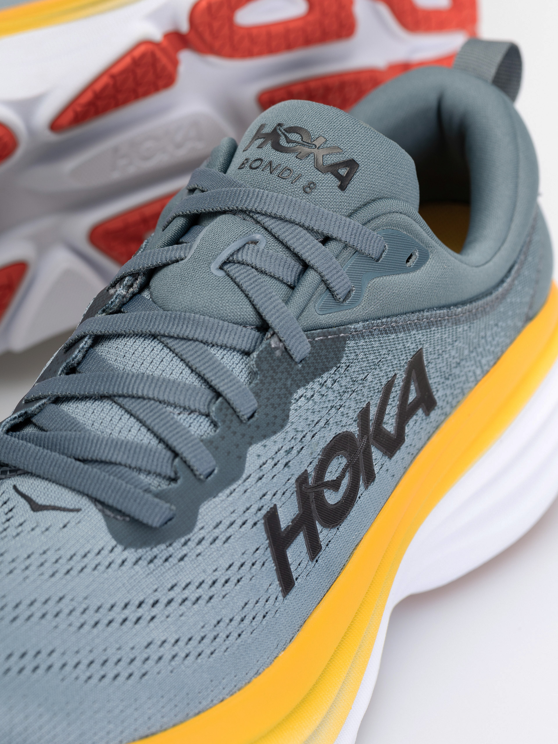 Hoka Bondi 8 Cipők (goblin blue/mountain spring)