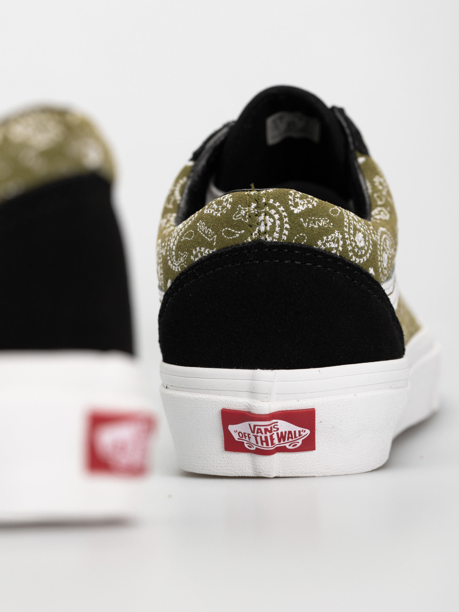 Vans Old Skool Cipők (paisley suede black/olive)