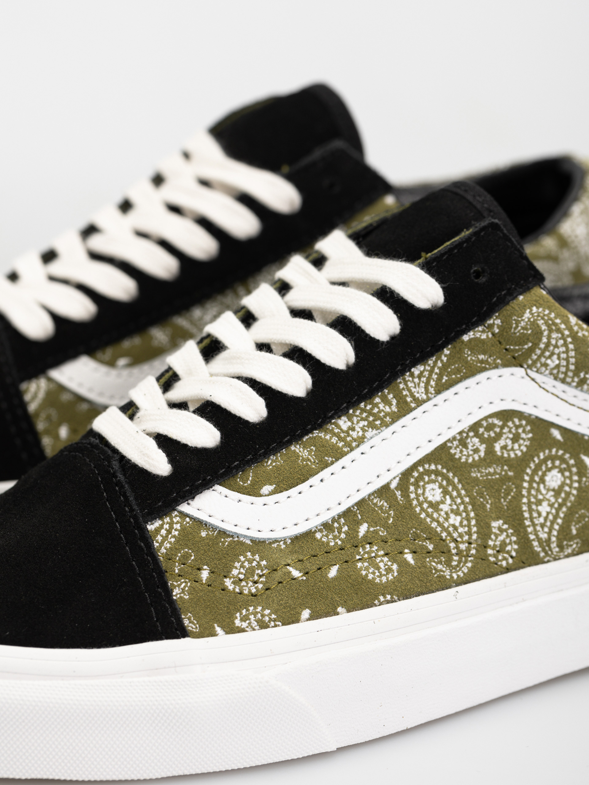 Vans Old Skool Cipők (paisley suede black/olive)