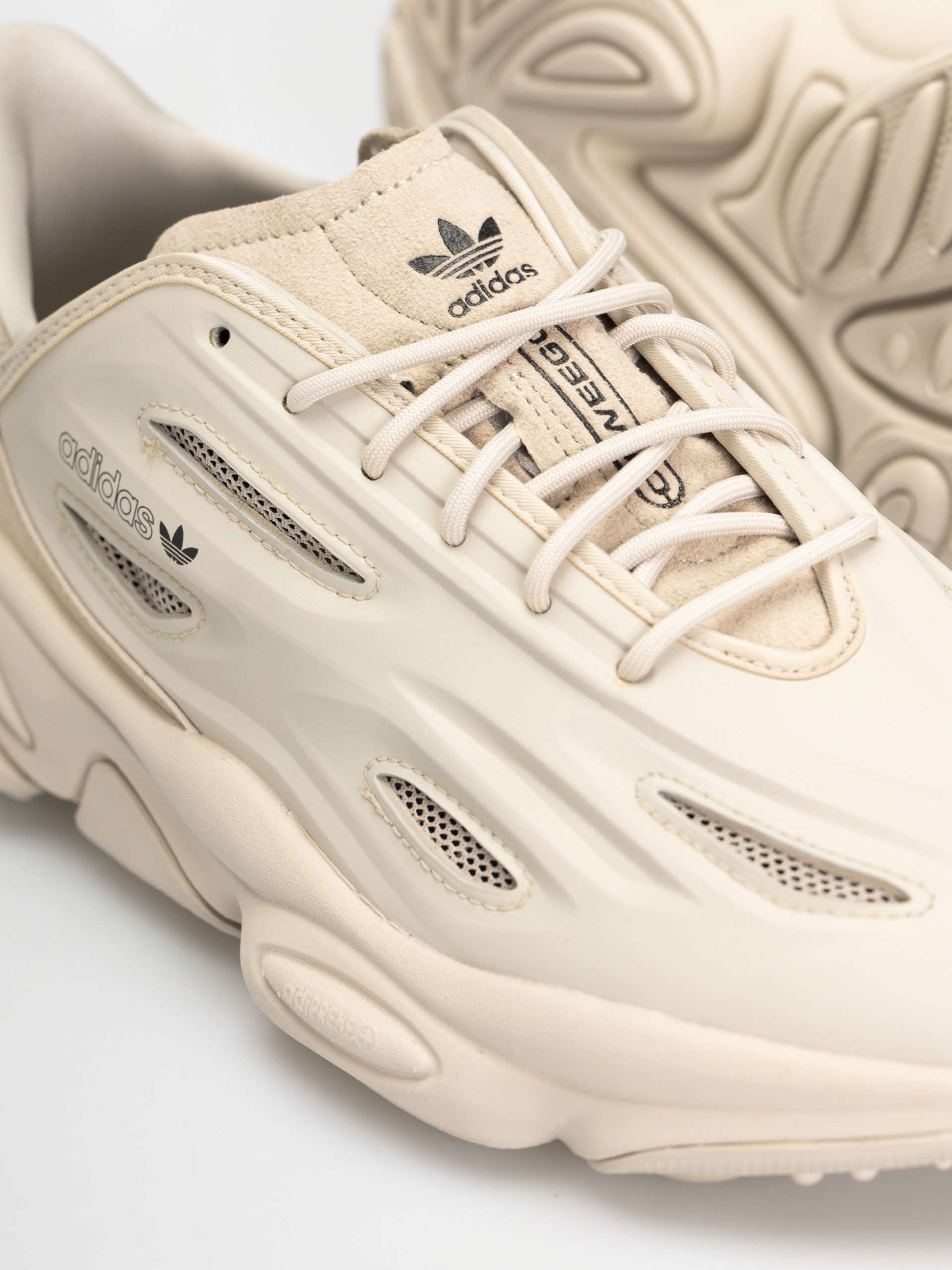 adidas Originals Ozweego Celox Cipők (cbrown/cbrown/cblack)