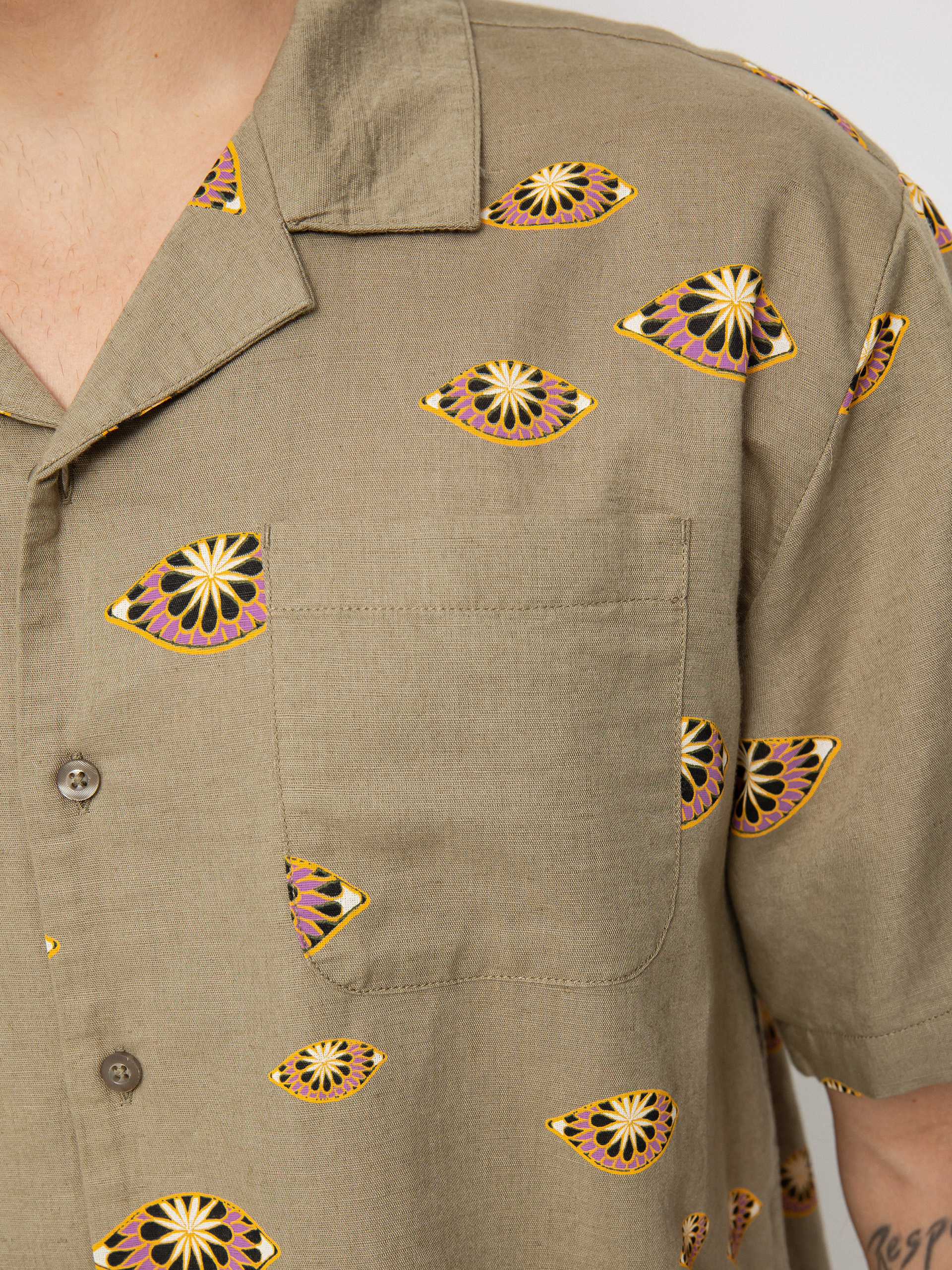 Brixton Bunker Ing (mermaid eye ball)