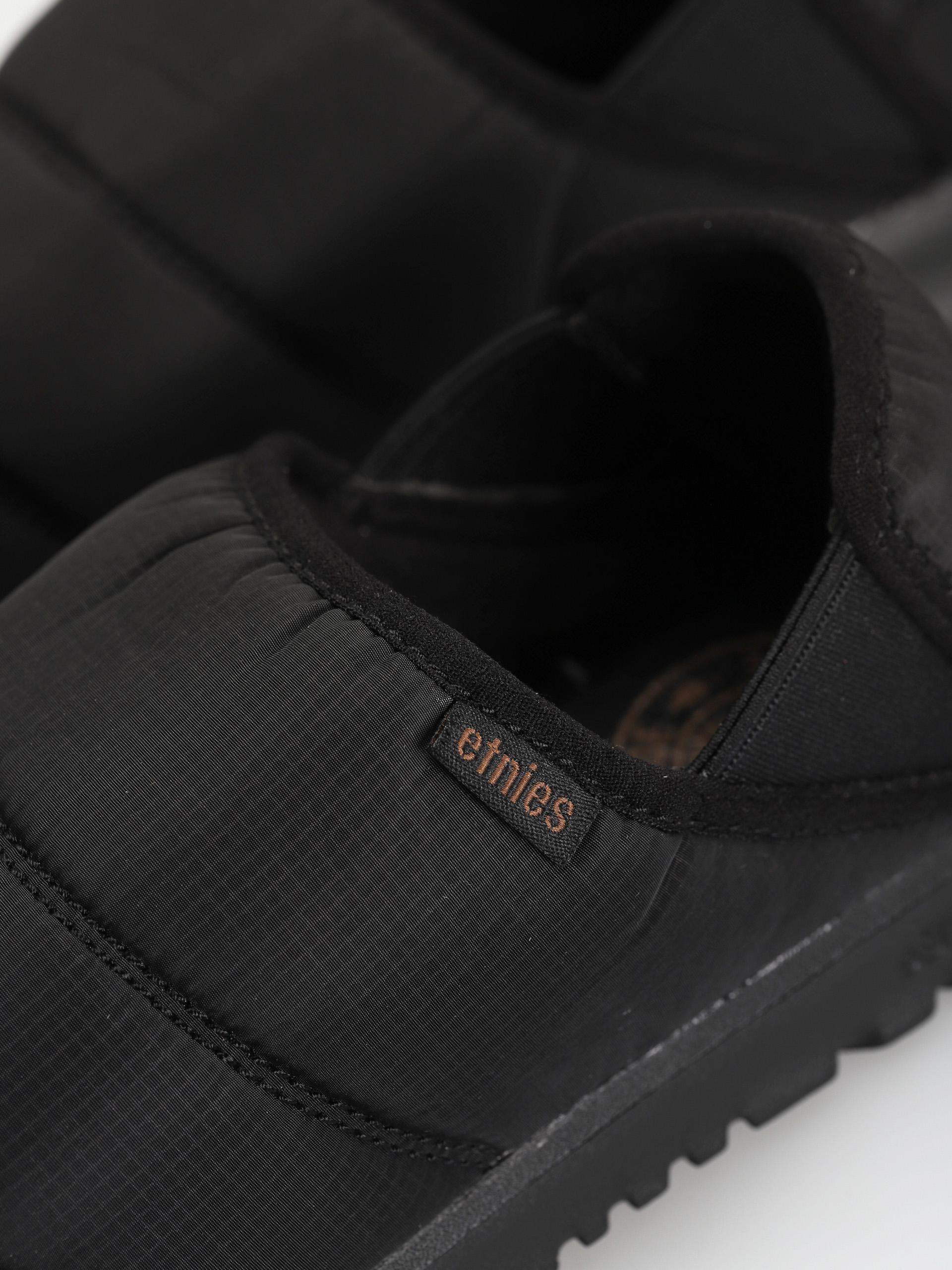Etnies Scout Slipper Cipők (black/black/gum)