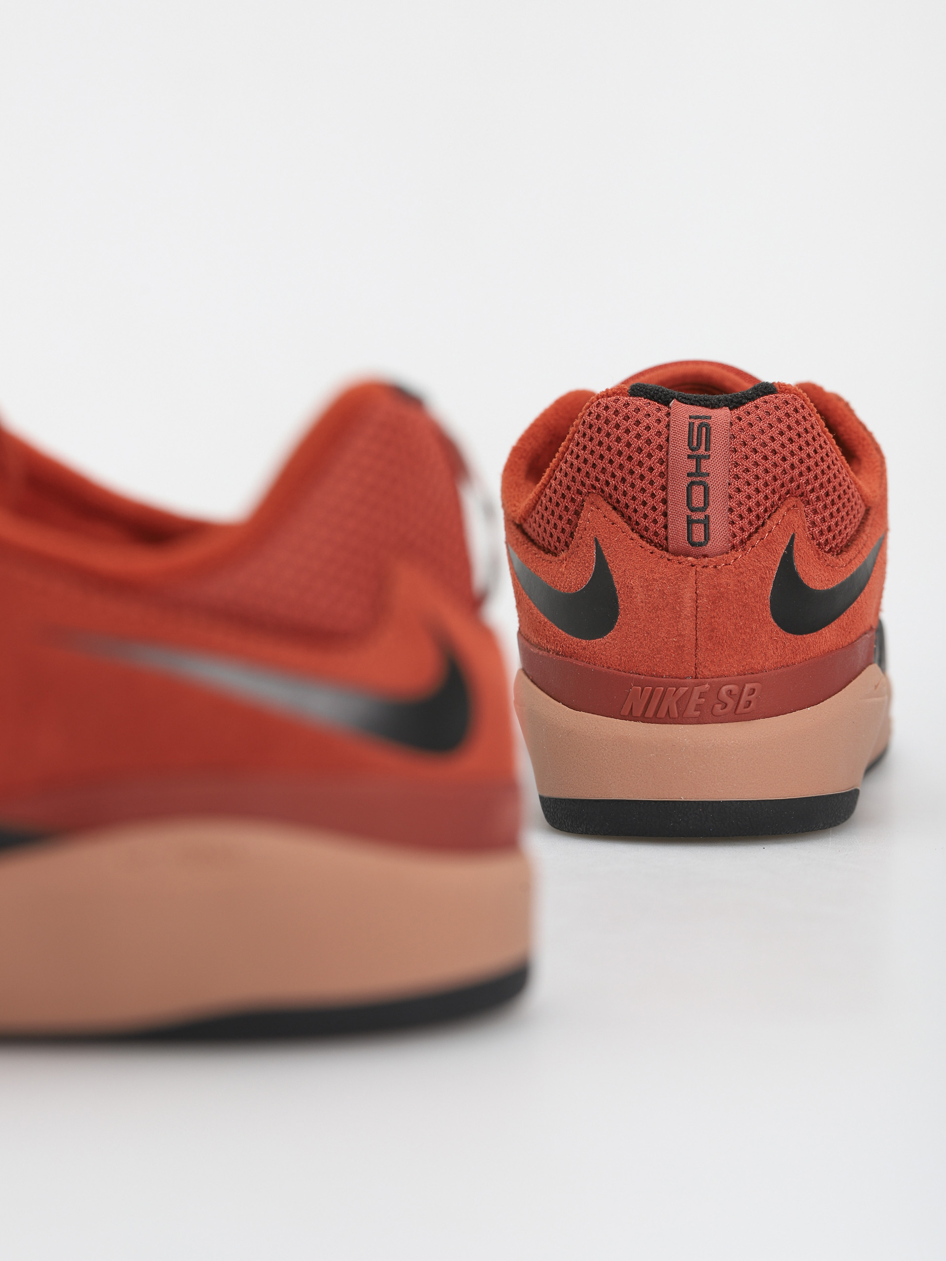 Nike SB Ishod Wair Cipők (rugged orange/black mineral clay black)