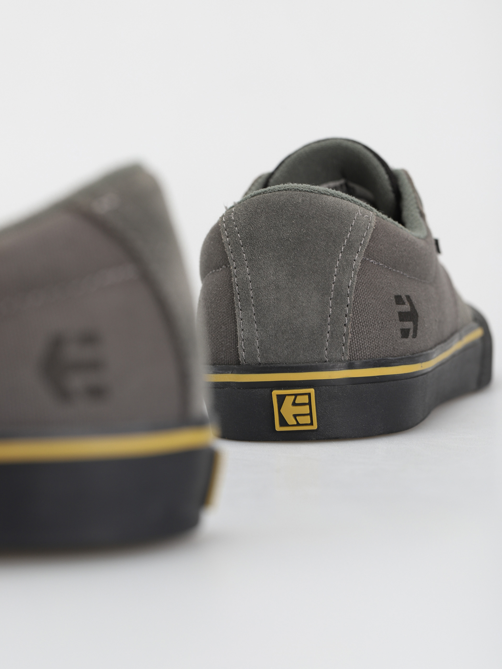 Etnies Jameson Vulc Cipők (grey/black/gold)
