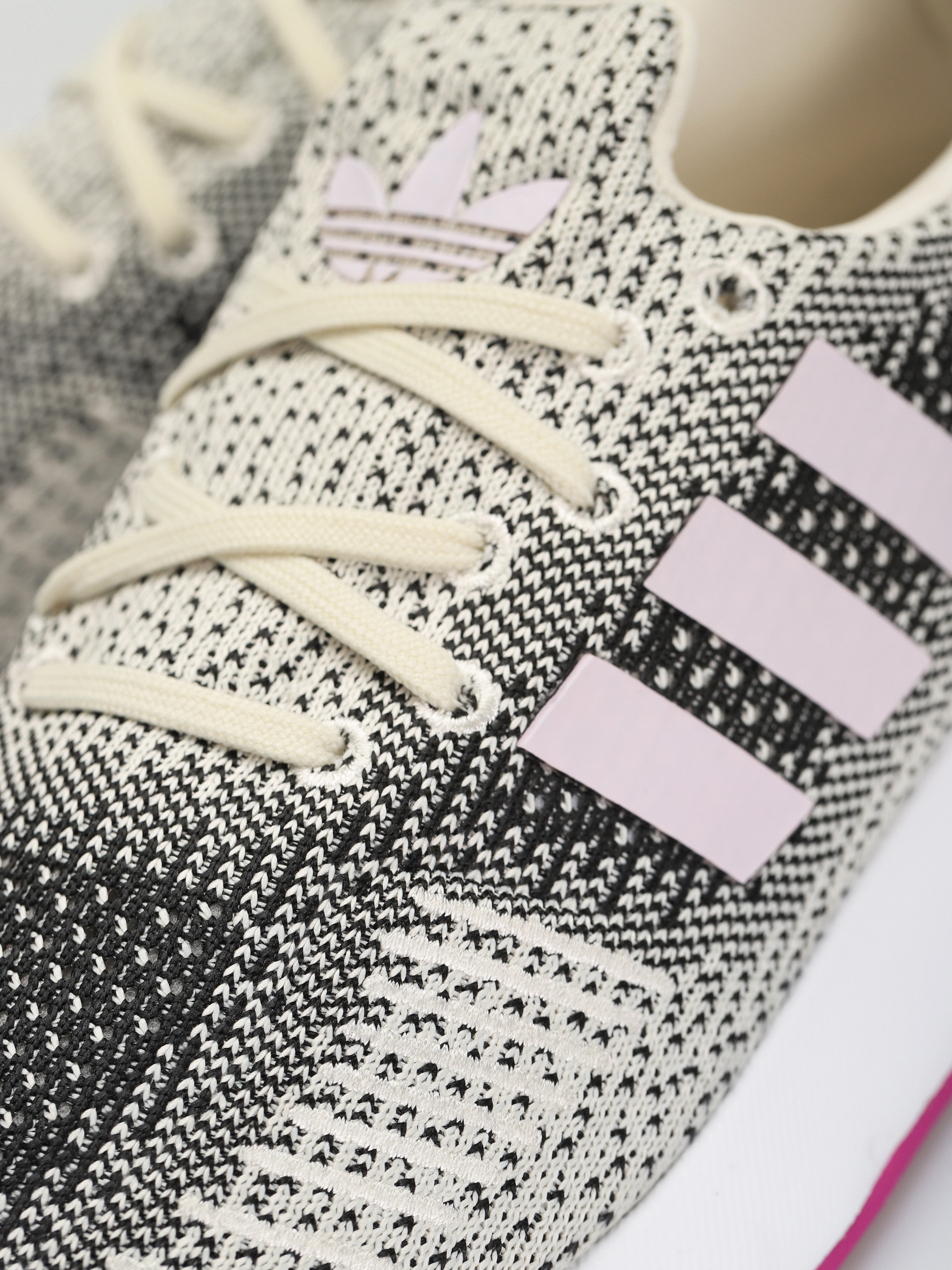 adidas Originals Swift Run 22 W Cipők Wmn (cwhite/clpink/vivpnk)