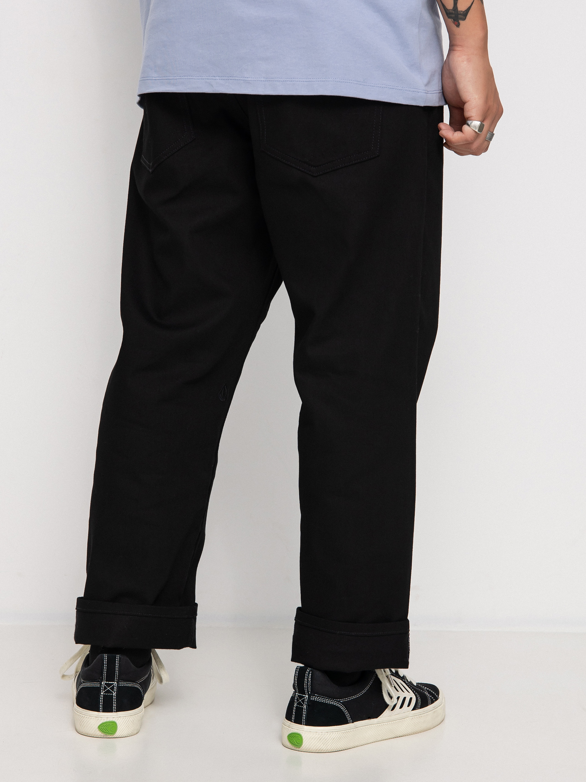 Volcom Modown Tapered Denim Kisnadrág (black on black)