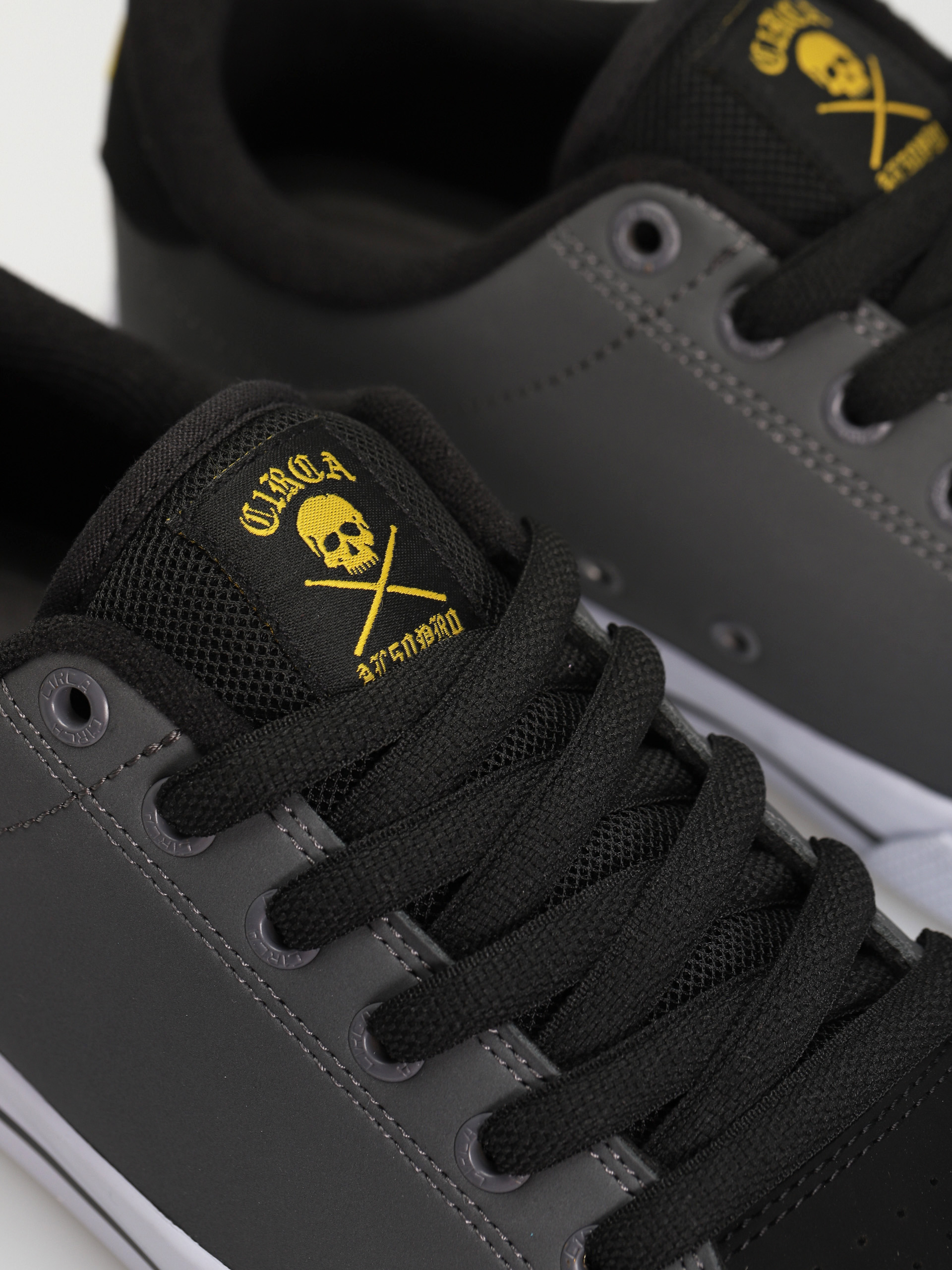 Circa Al 50 Pro Cipők (shadow/white/black)