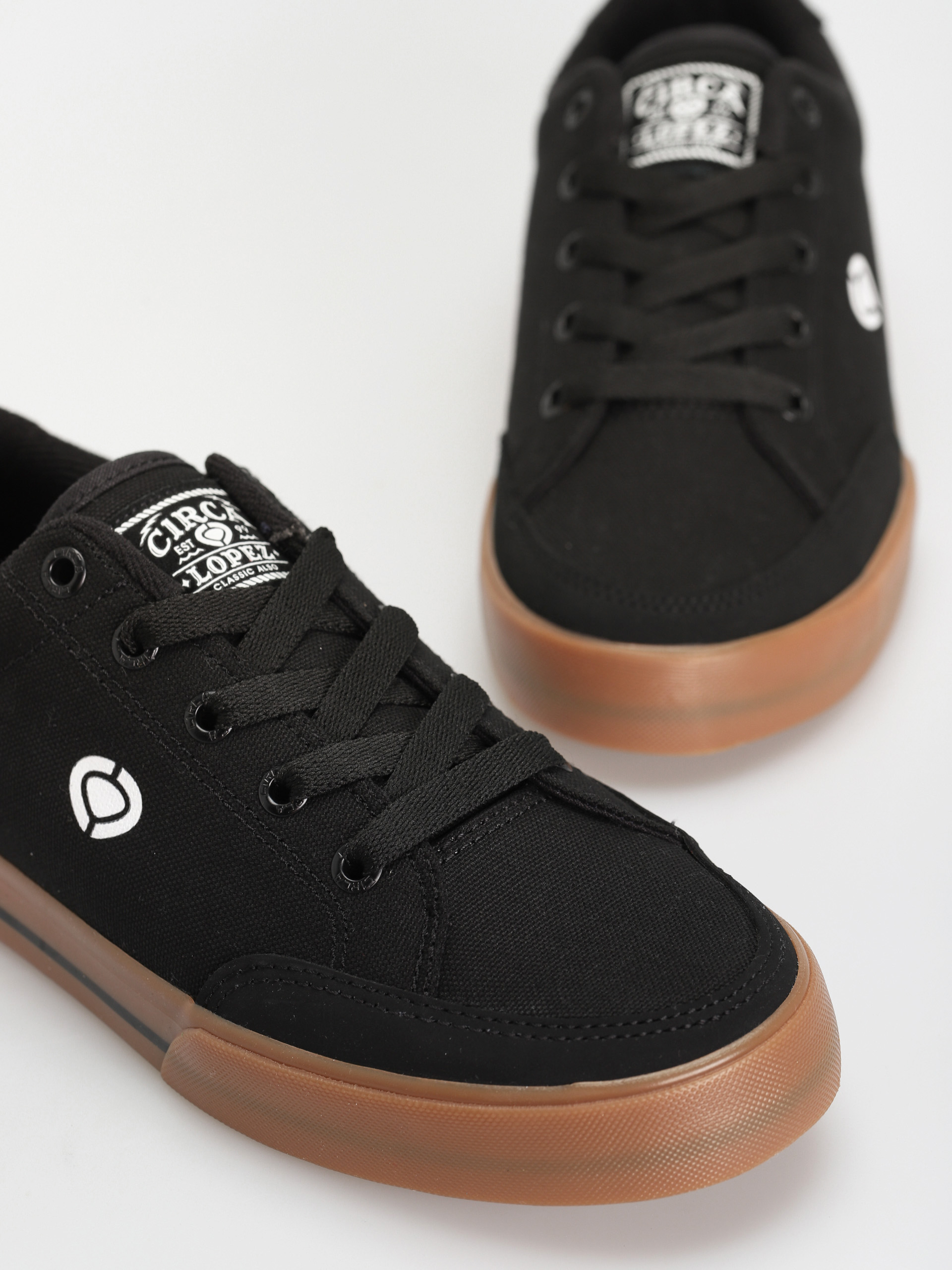 Circa Al 50 Slim Cipők (black/gum)