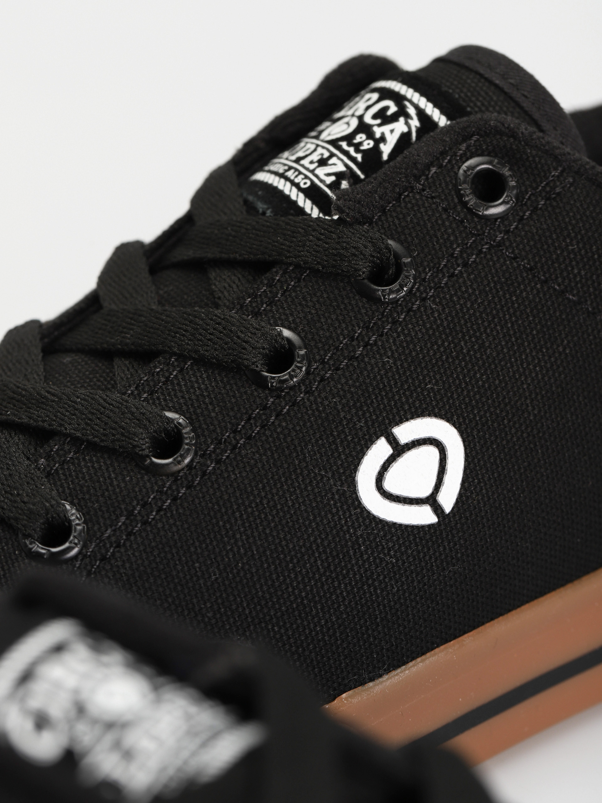 Circa Al 50 Slim Cipők (black/gum)