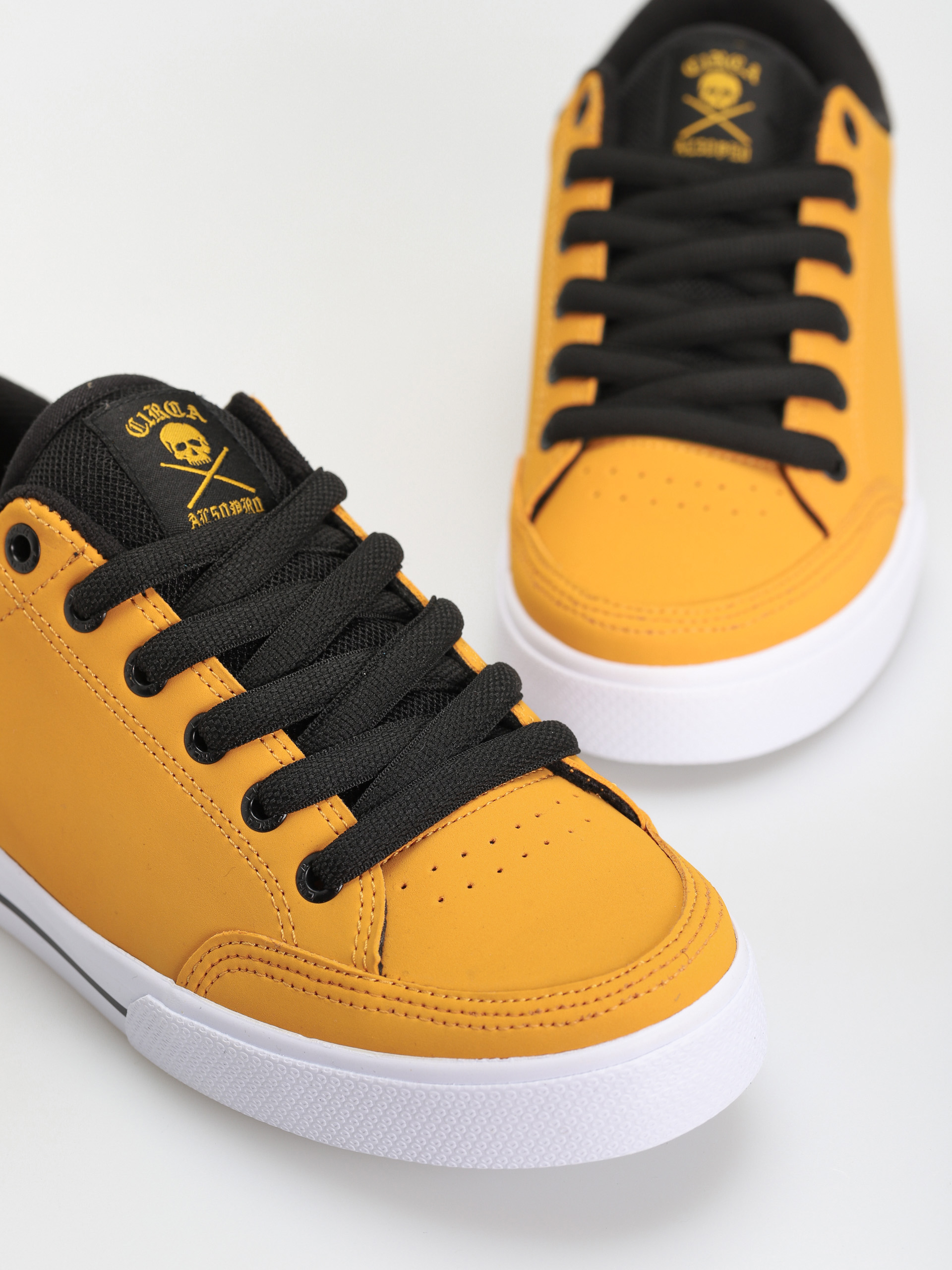 Circa Al 50 Pro Cipők (mineral yellow/black/white)