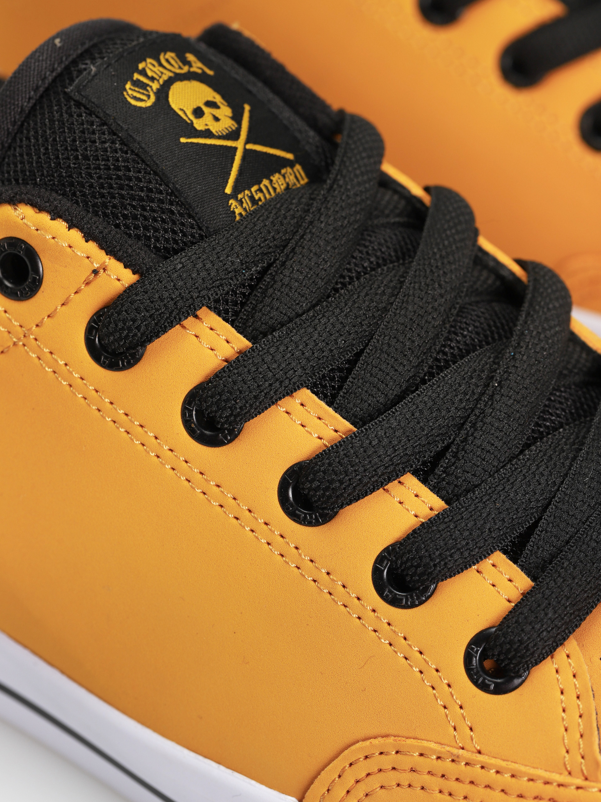 Circa Al 50 Pro Cipők (mineral yellow/black/white)