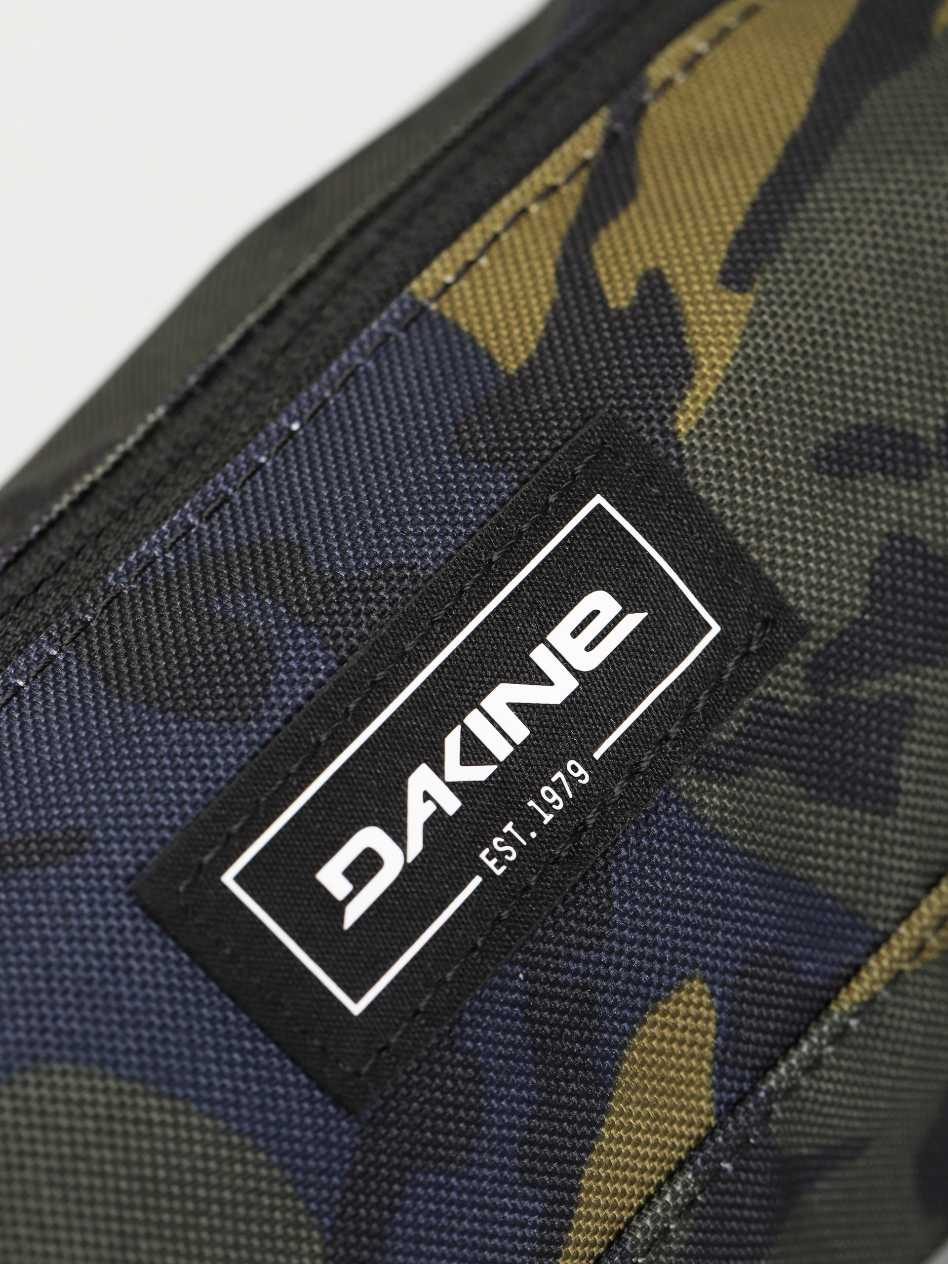 Dakine Accessory Case Tolltartó (cascade camo)