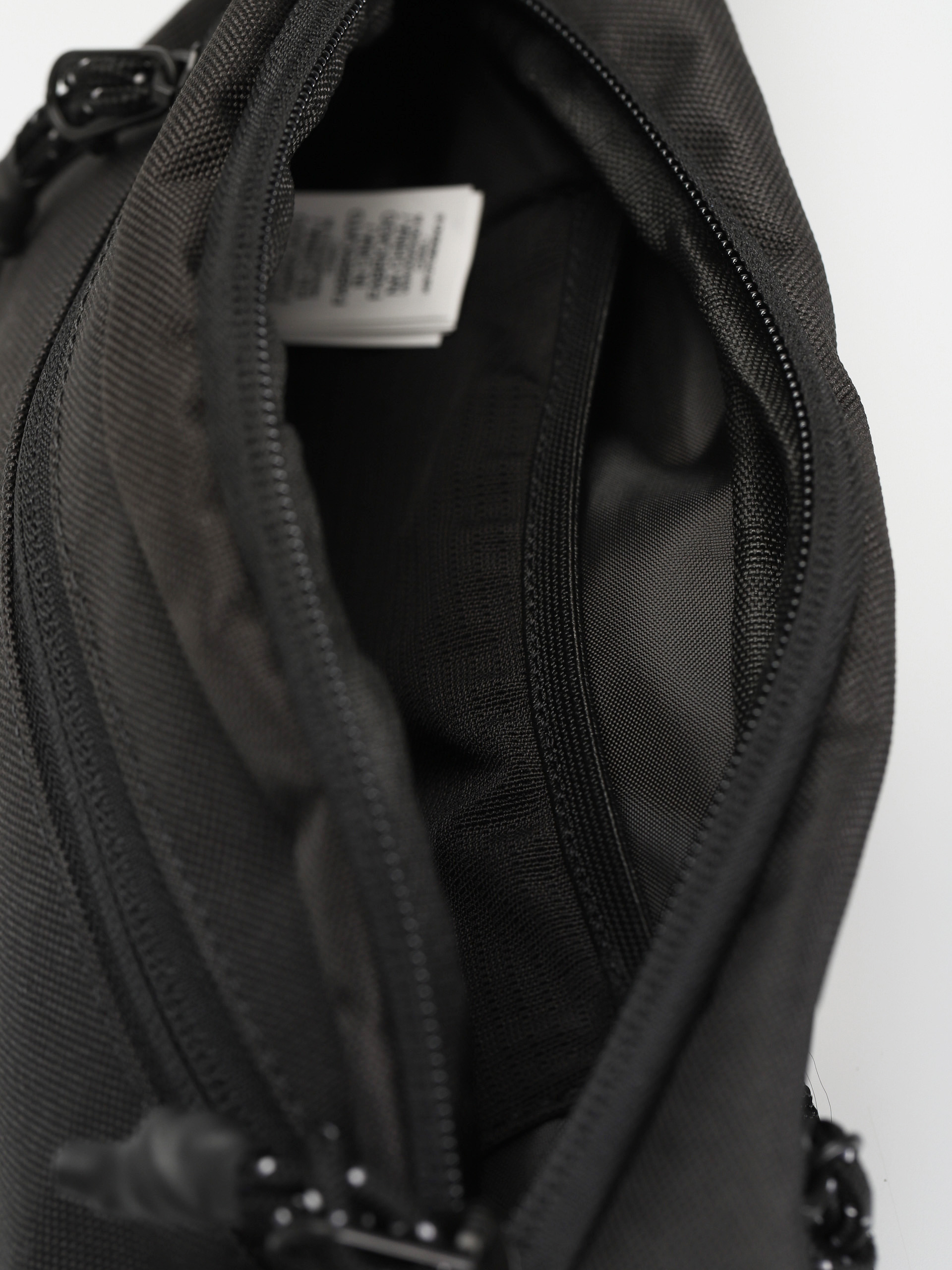 DC Tussler 4 Övtáska (black)