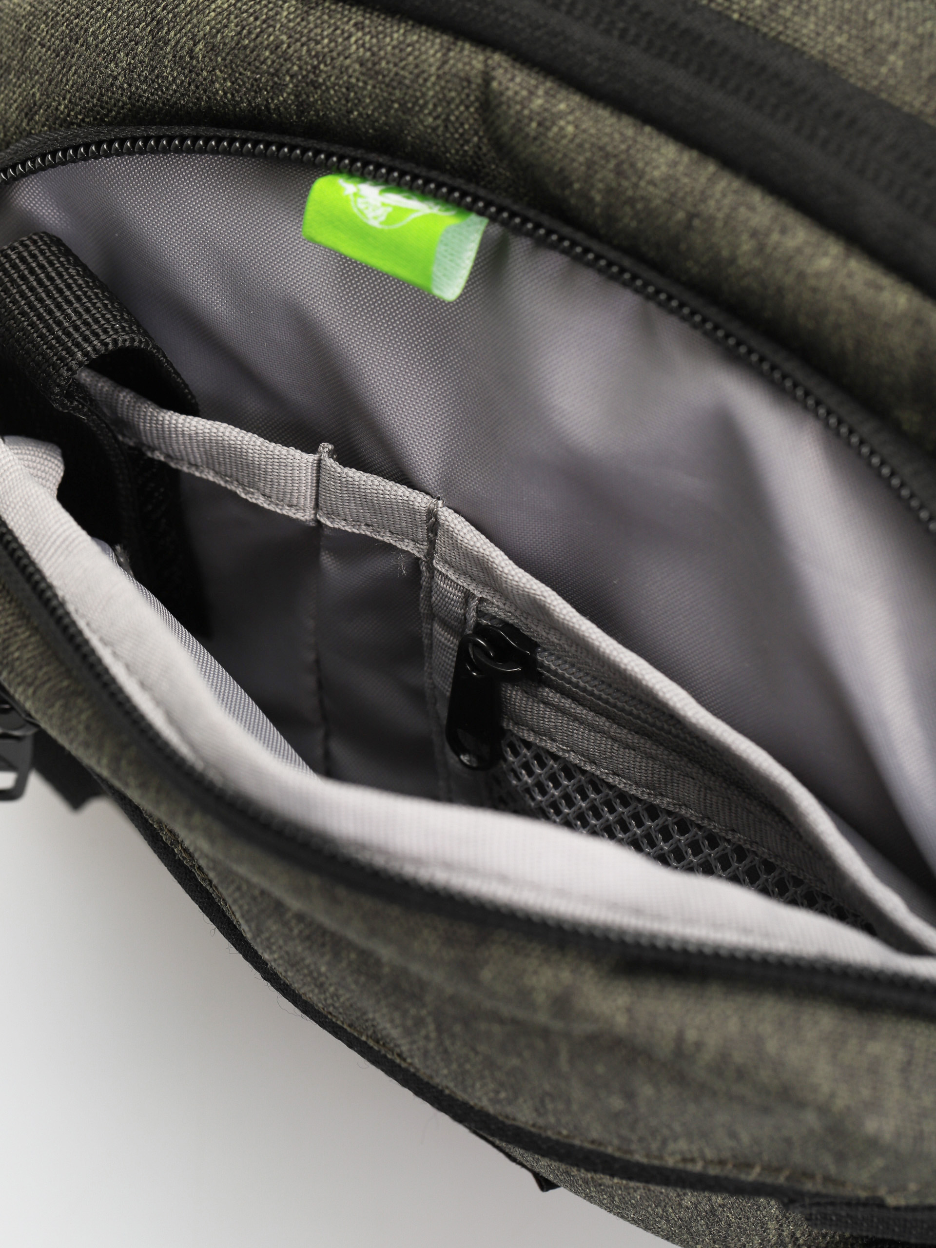 Quiksilver Lone Walker Övtáska (grape leaf heather)