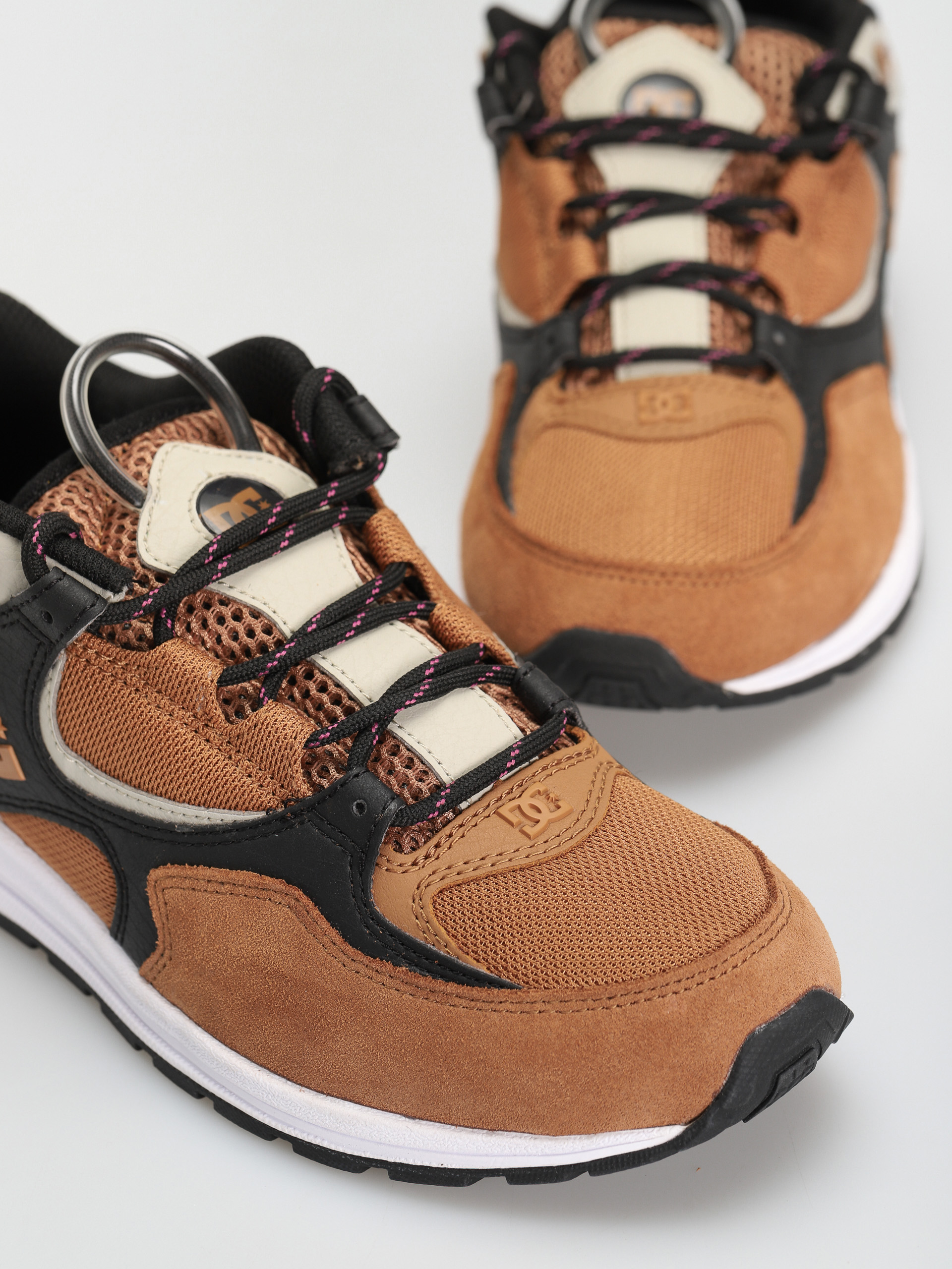 DC Kalis Lite Cipők (brown/black/white)