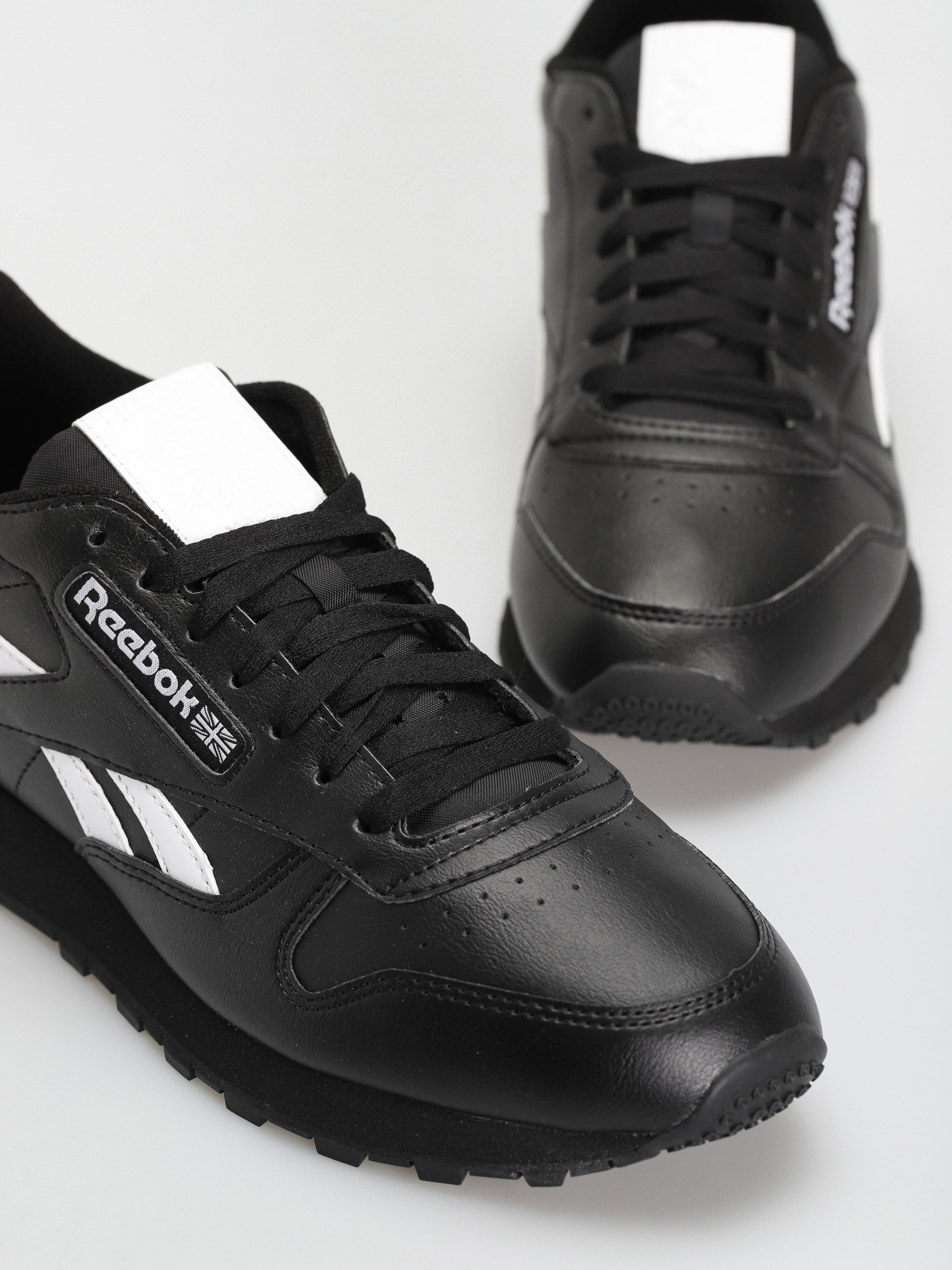 Reebok Classic Vegan Cipők (cblack/ftwwht/cblack)