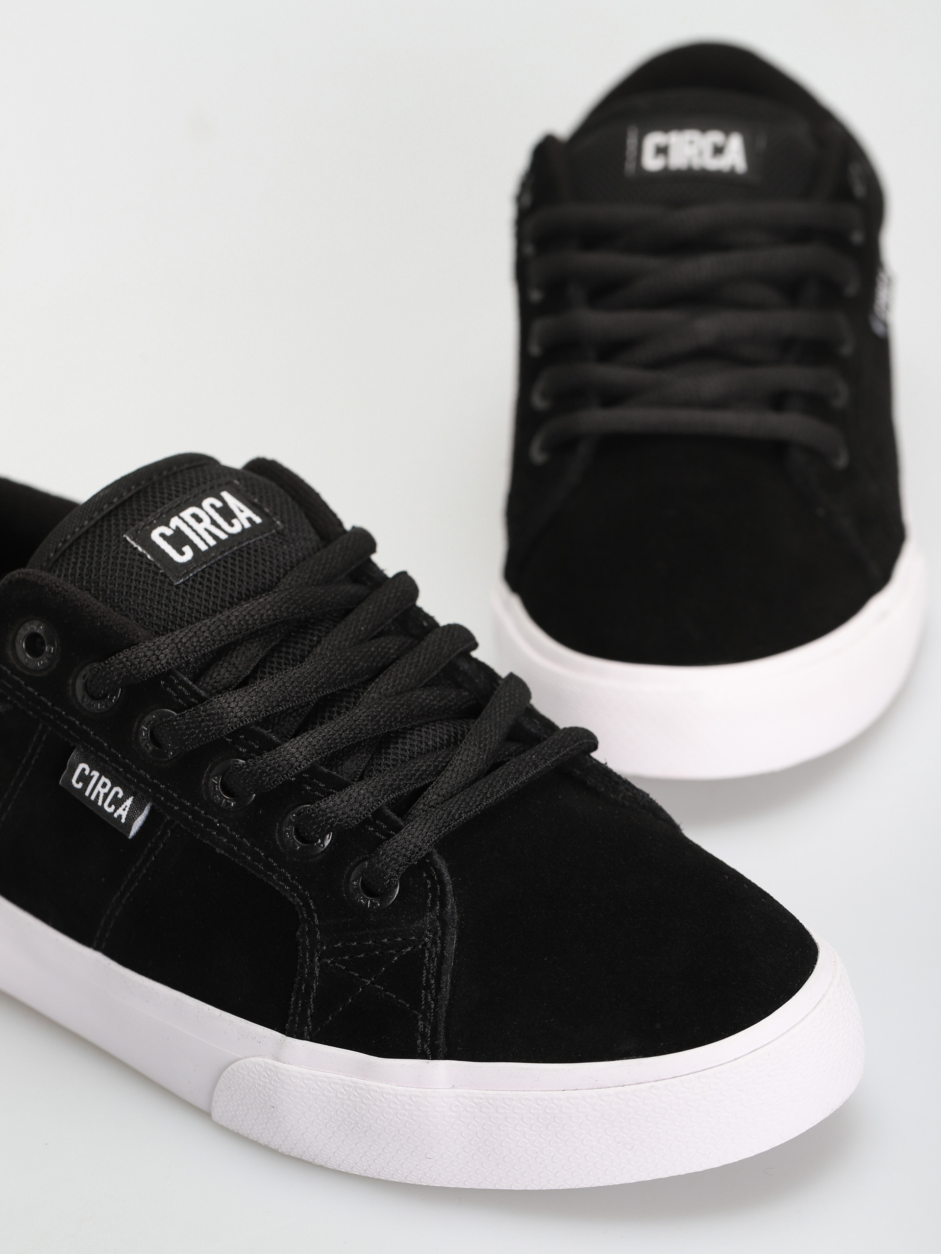 Circa Cero Cipők (black/white)