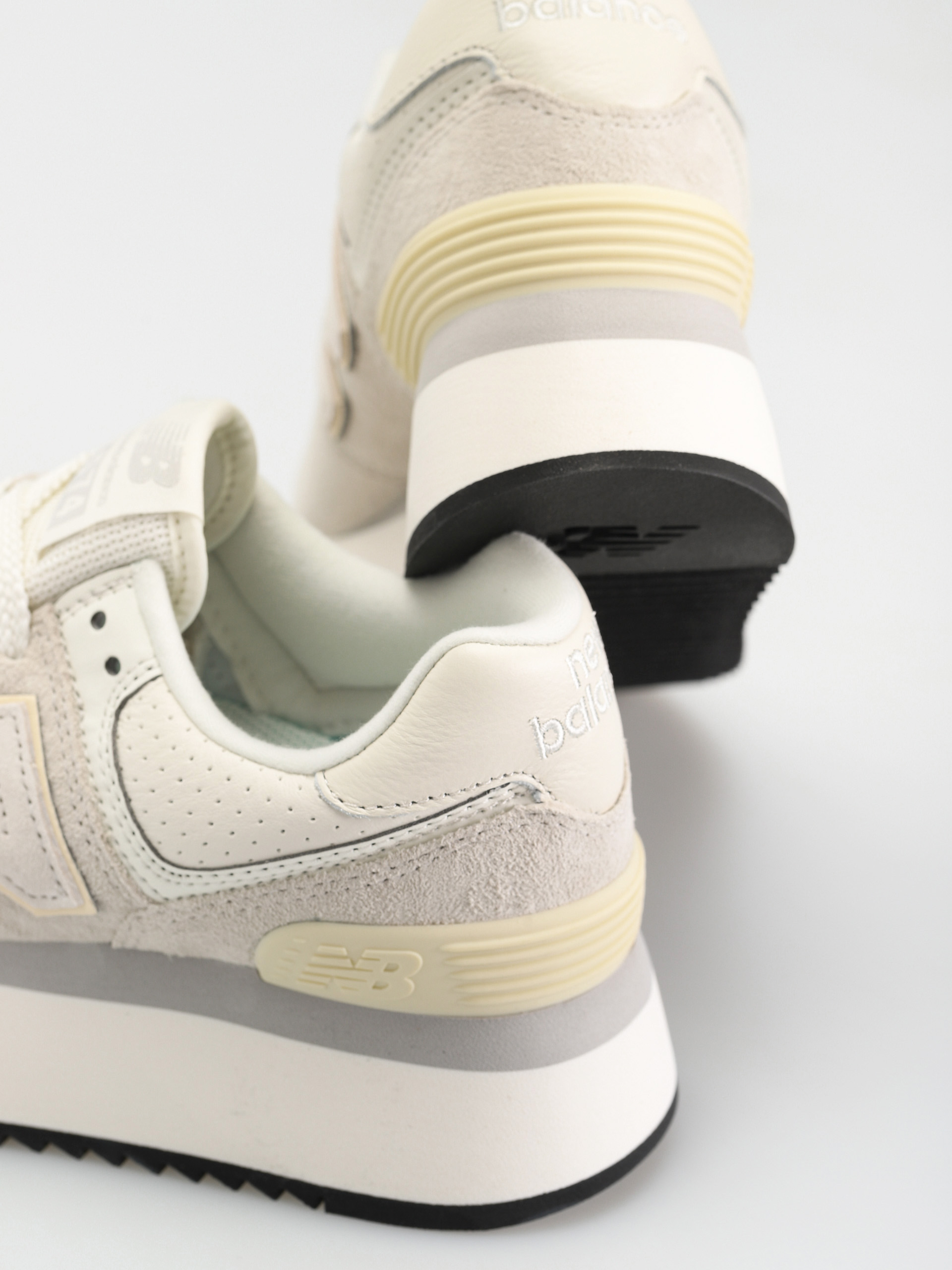 New Balance 574 Cipők Wmn (ceramic/white)