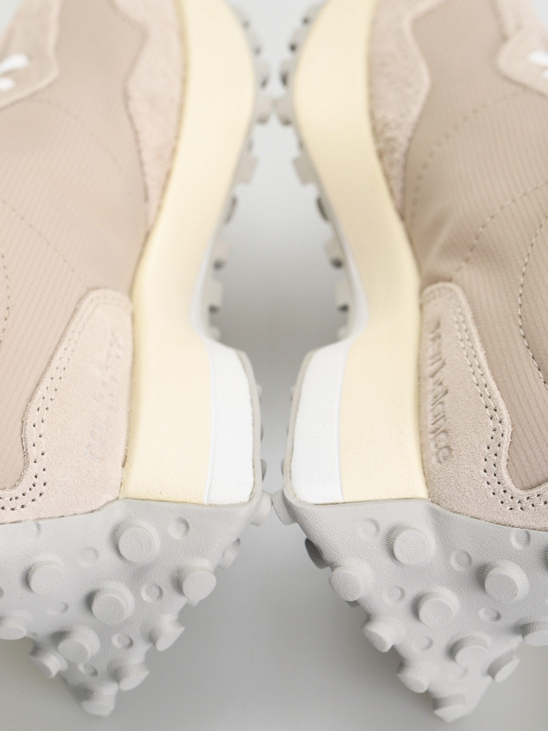 New Balance 327 Cipők Wmn (timberwolf)