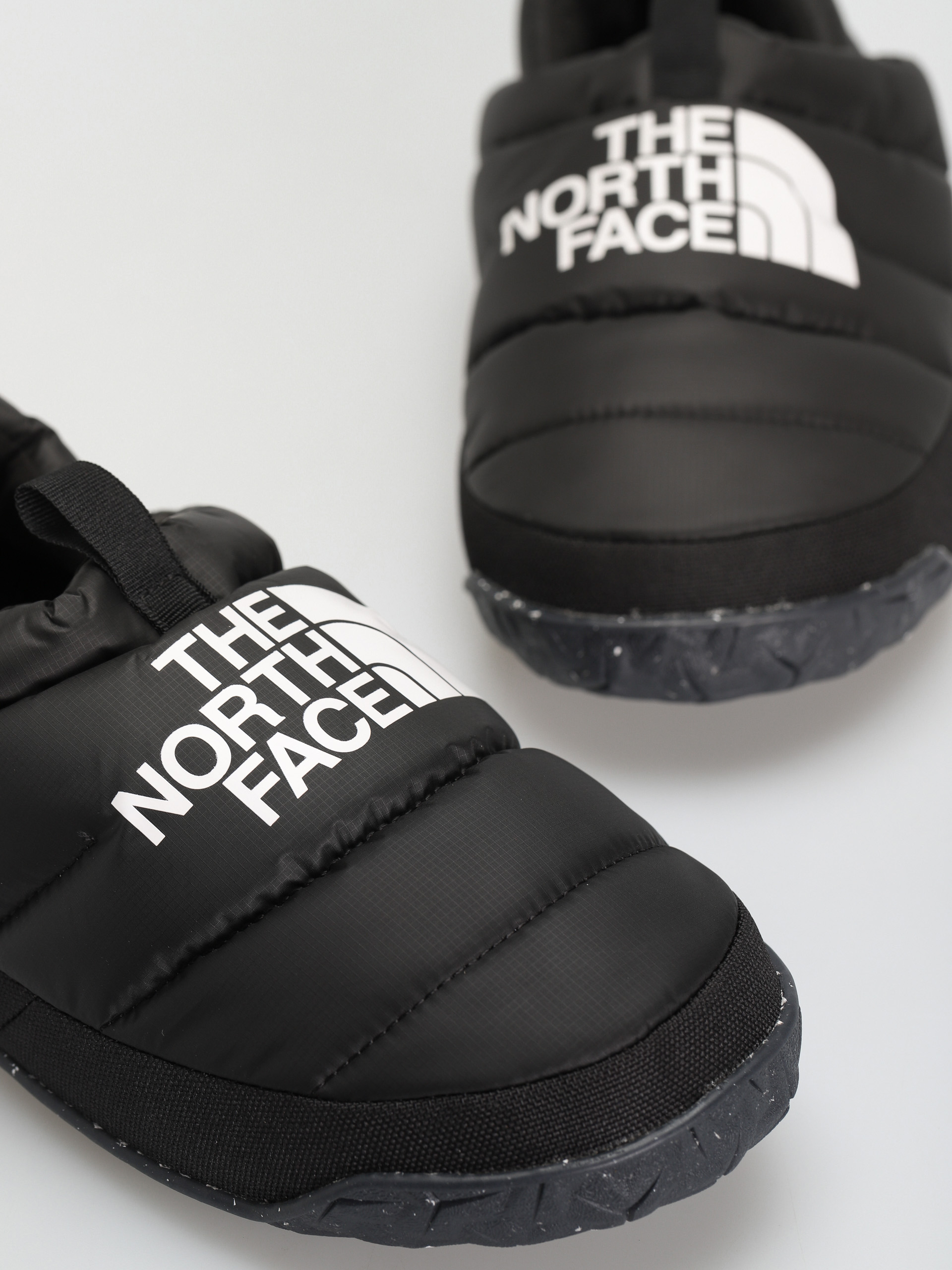 The North Face Nuptse Mule Cipők (tnf black/tnf white)