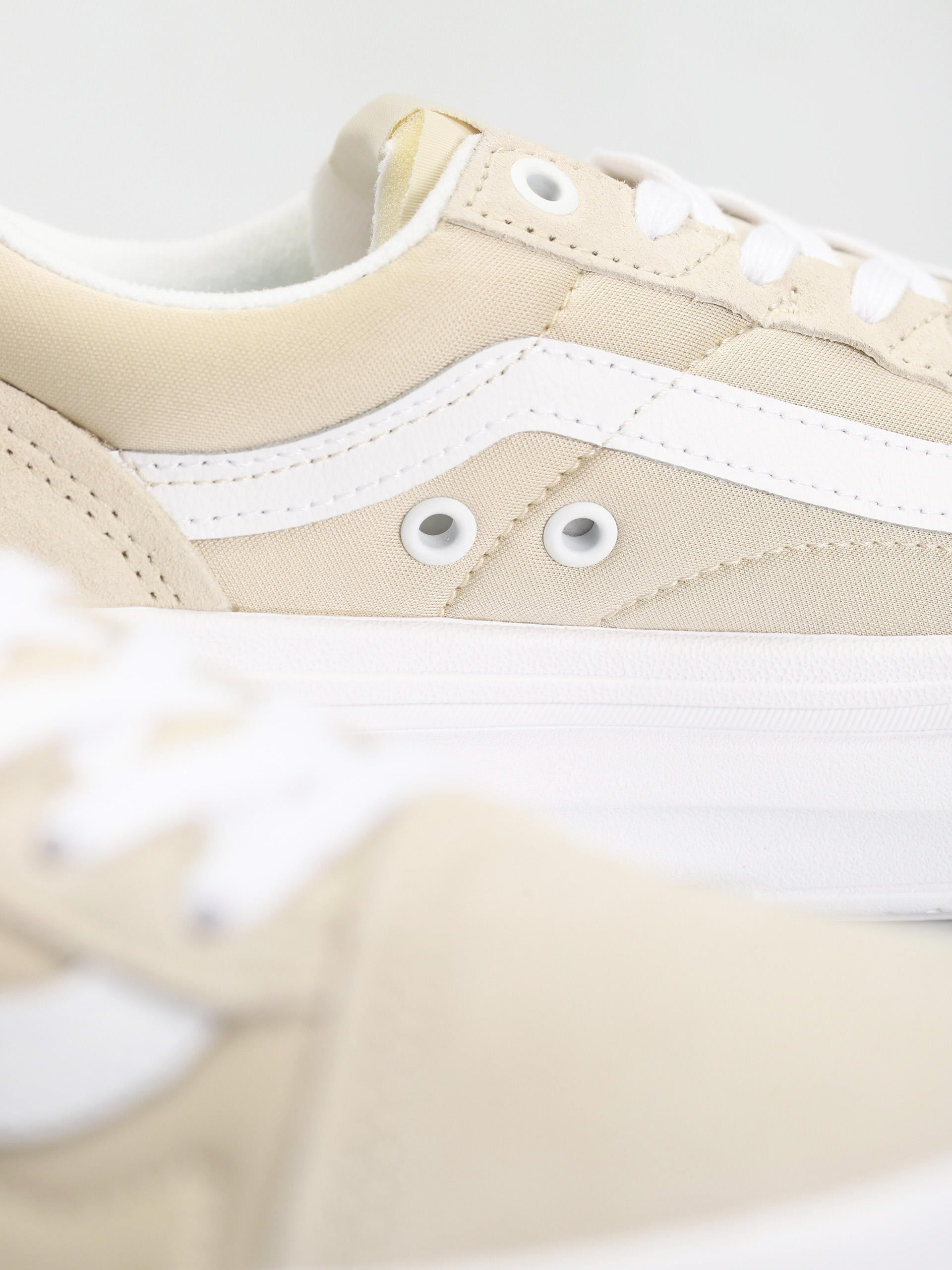 Vans Old Skool Overt CC Cipők (sand/white)