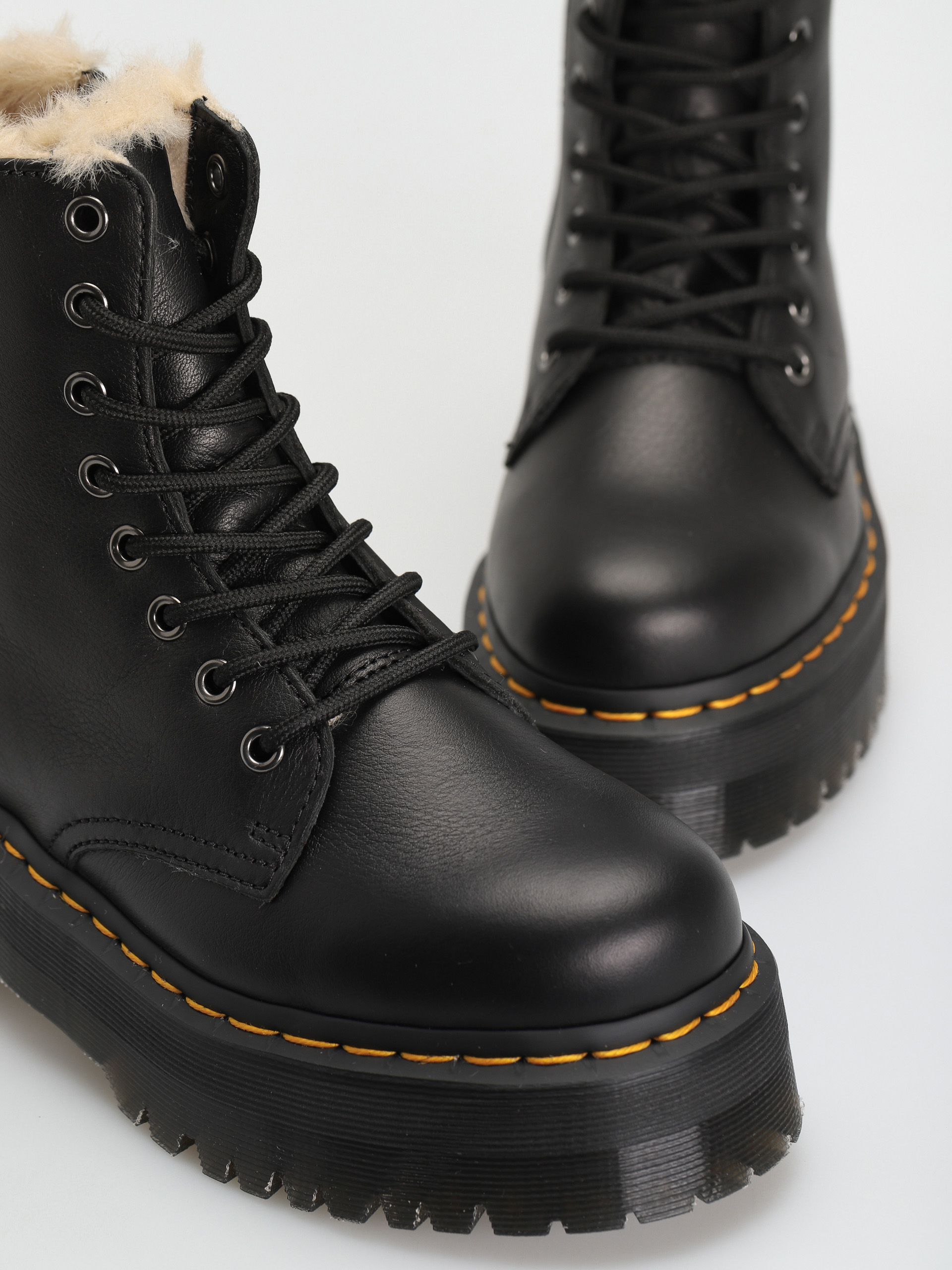 Dr. Martens Jadon FL Cipők Wmn (black pisa natural em toby 900g)