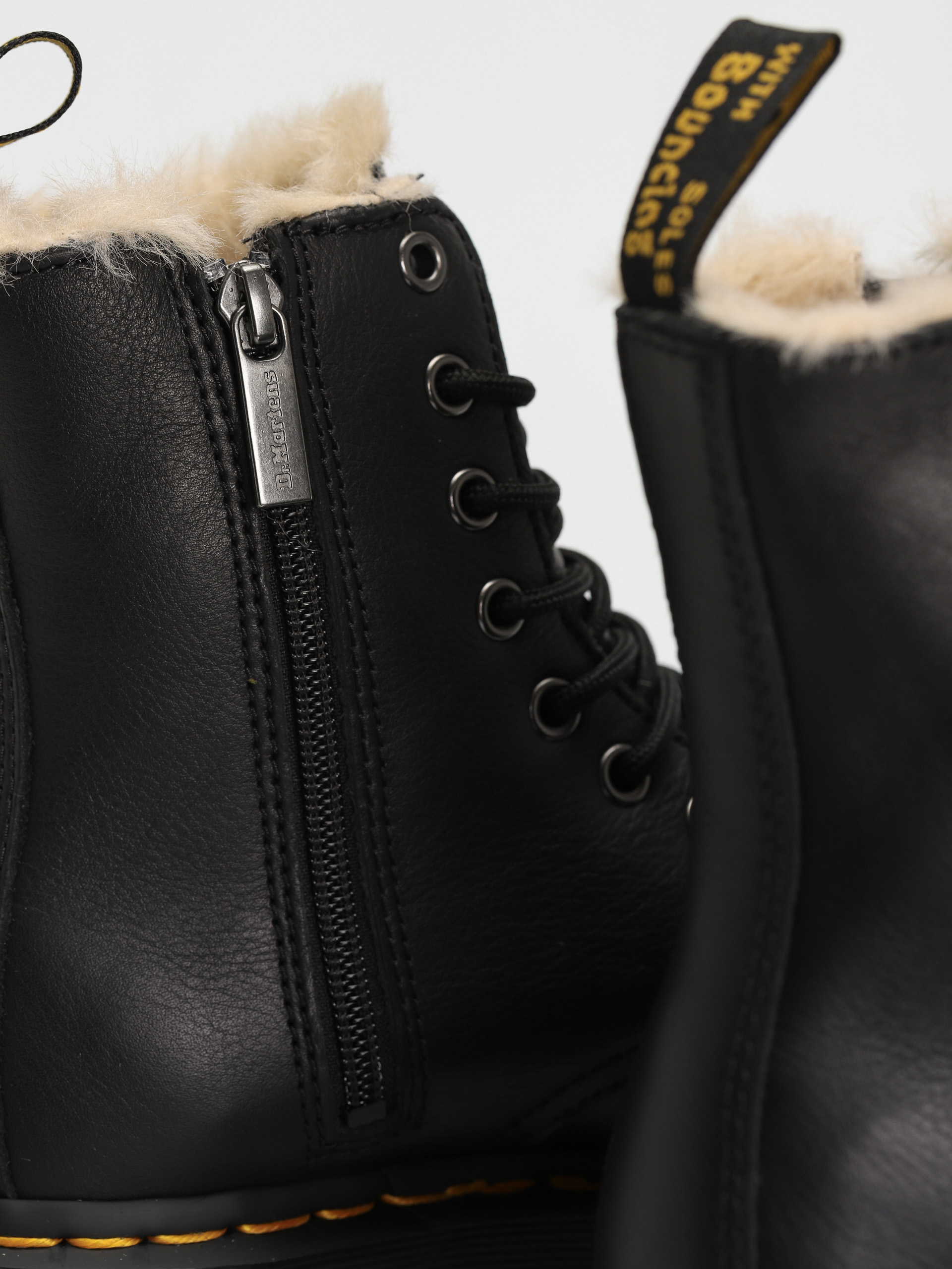 Dr. Martens Jadon FL Cipők Wmn (black pisa natural em toby 900g)