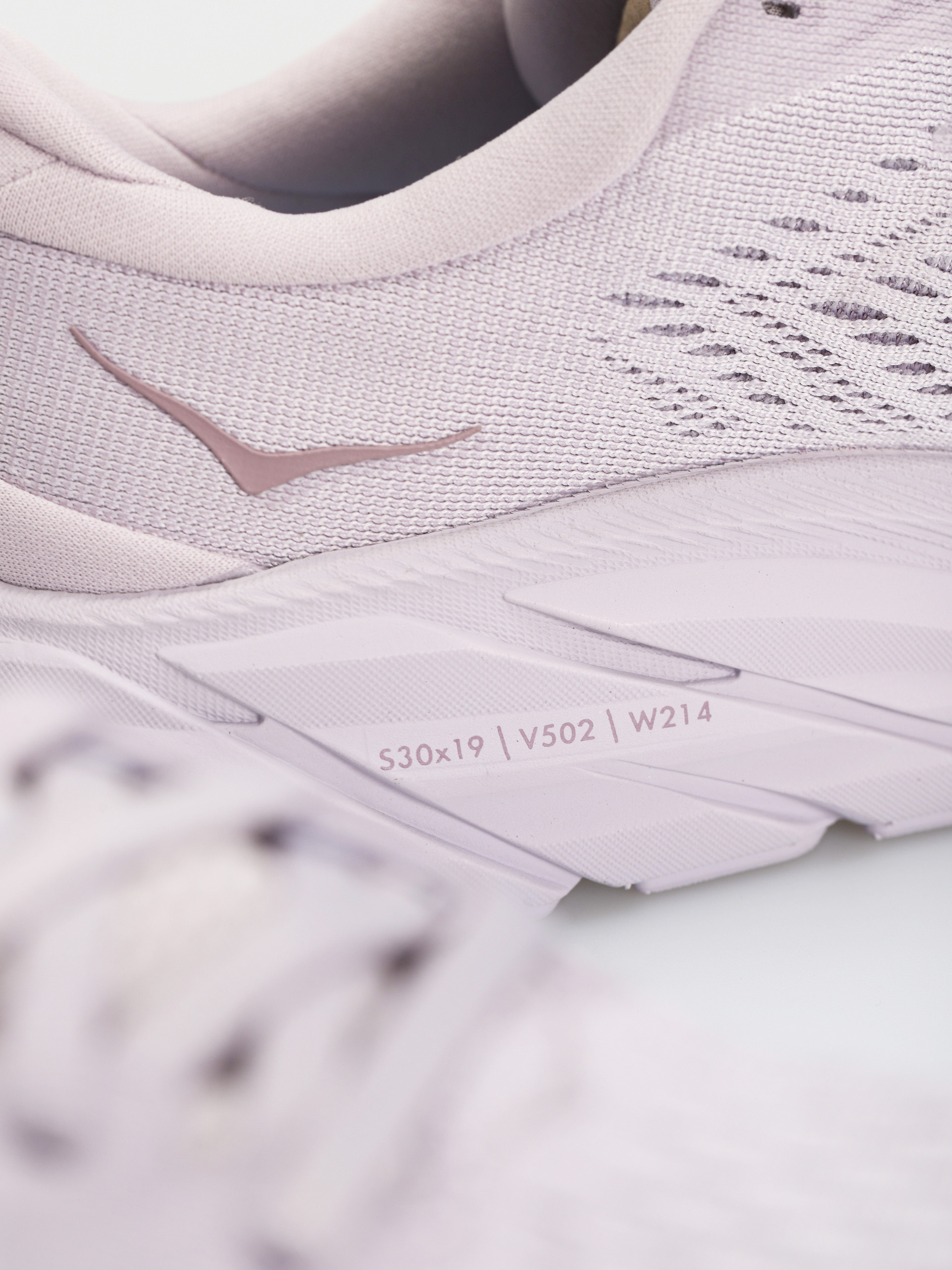 Hoka One One Clifton 8 Cipők Wmn (lilac marble/elderberry)