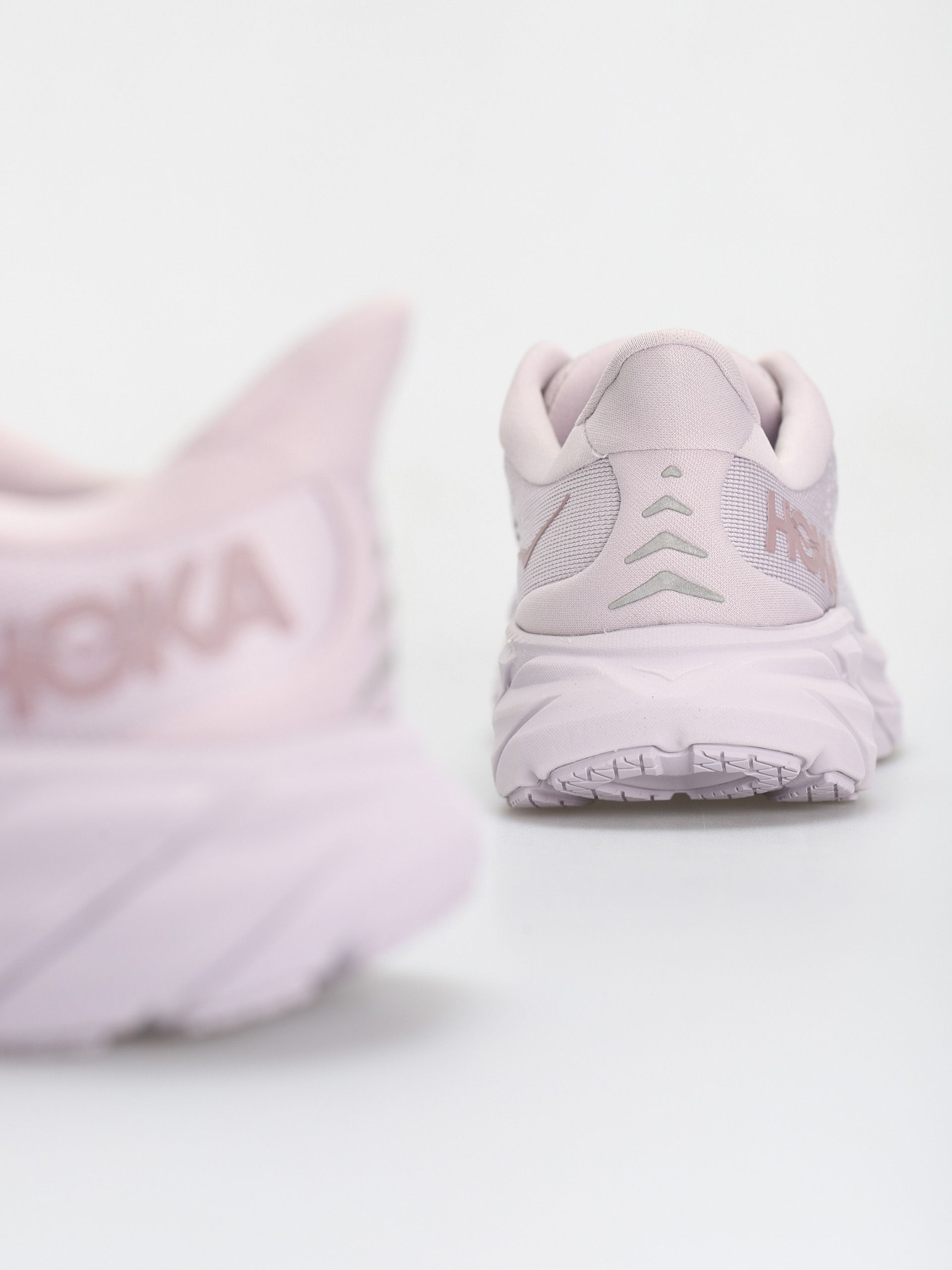 Hoka One One Clifton 8 Cipők Wmn (lilac marble/elderberry)