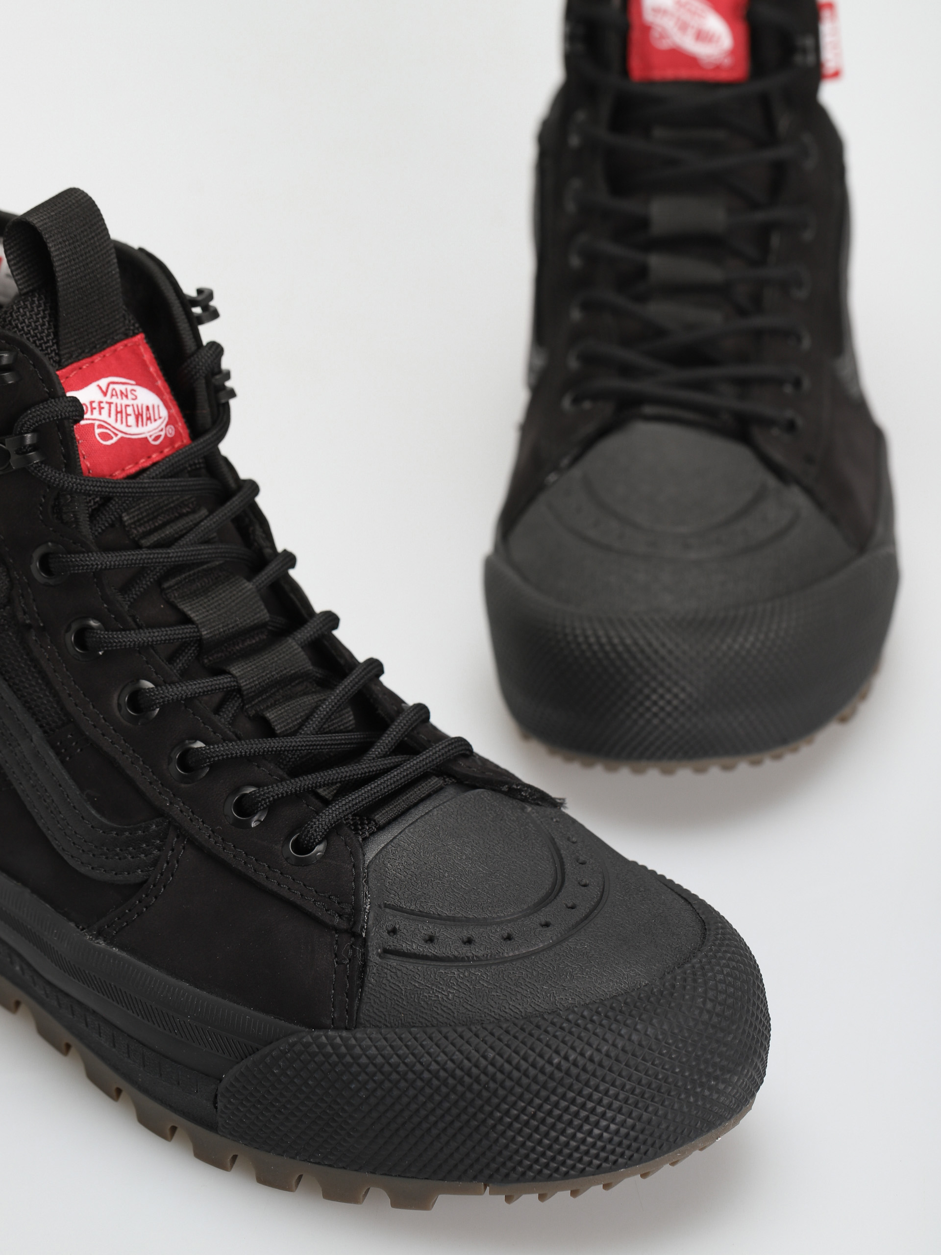Vans Sk8 Hi Gore Tex MTE 3 Cipők (blackout)