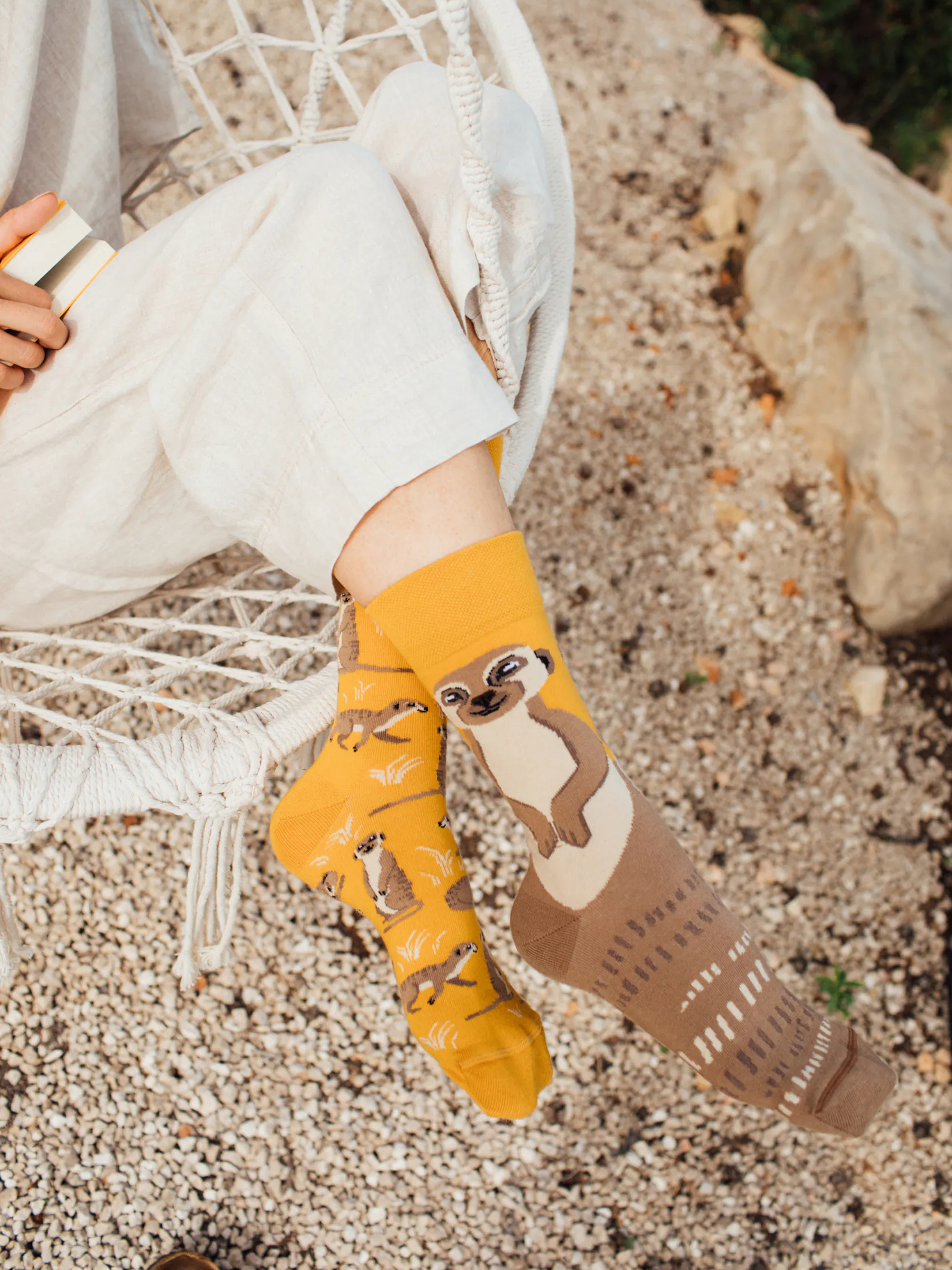 Many Mornings The Meerkat Zokni (yellow/brown)