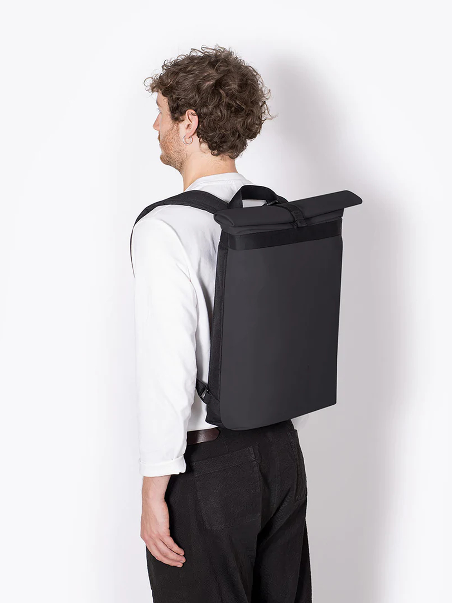 Ucon Acrobatics Vito Medium Lotus Hátizsák (black)