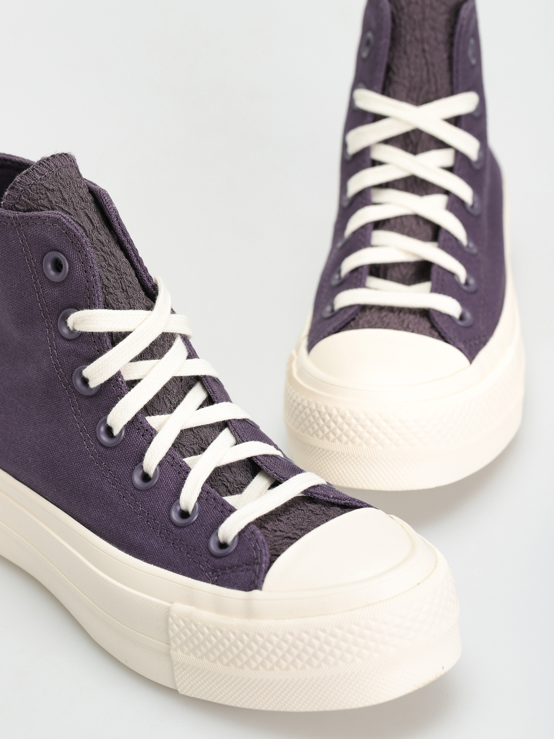 Converse Chuck Taylor All Star Lift Hi Tornacipők Wmn (dark raisin/dark raisin)