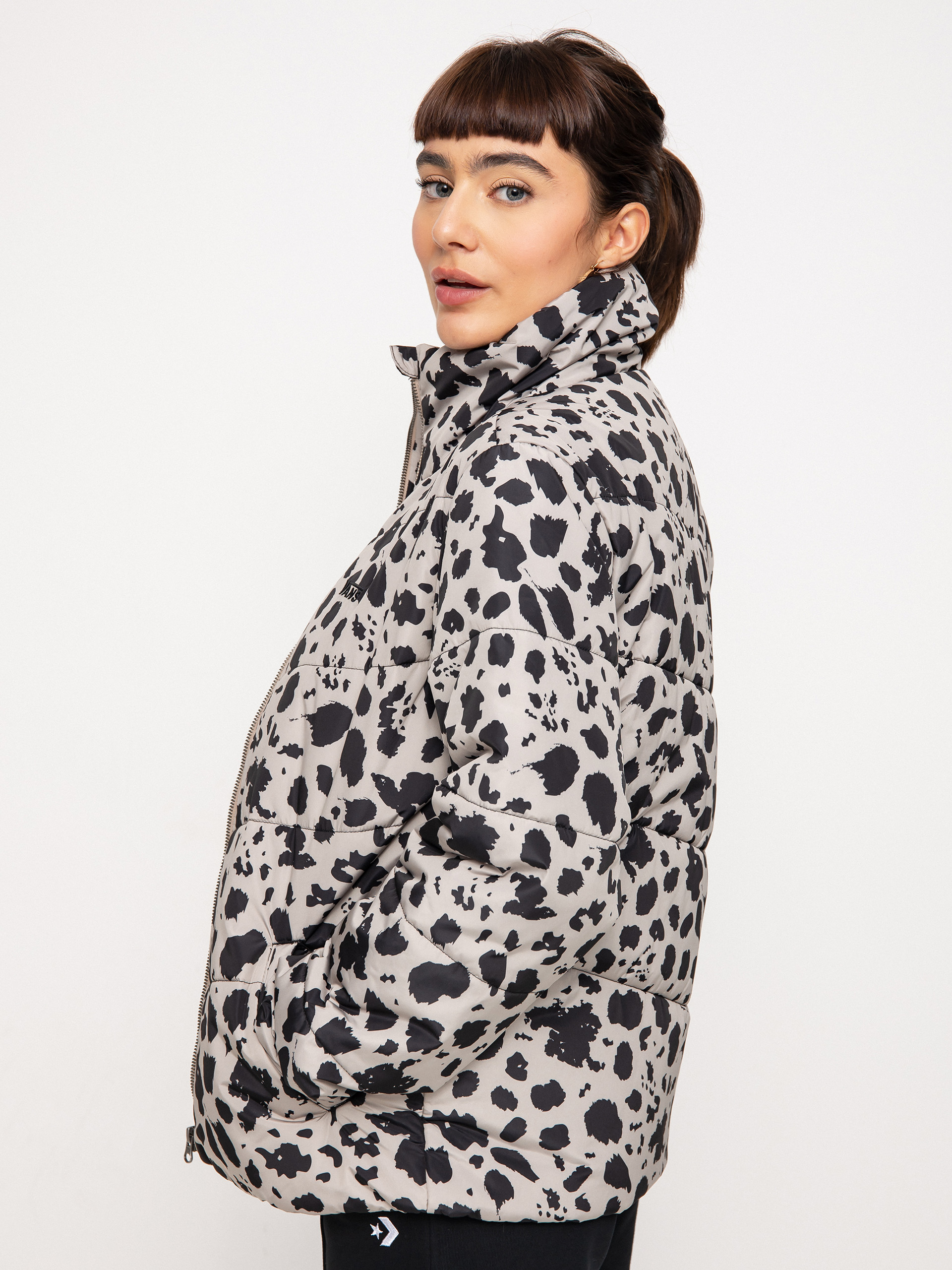 Vans Foundry Print Puff MTE Dzseki Wmn (dotty animal black)