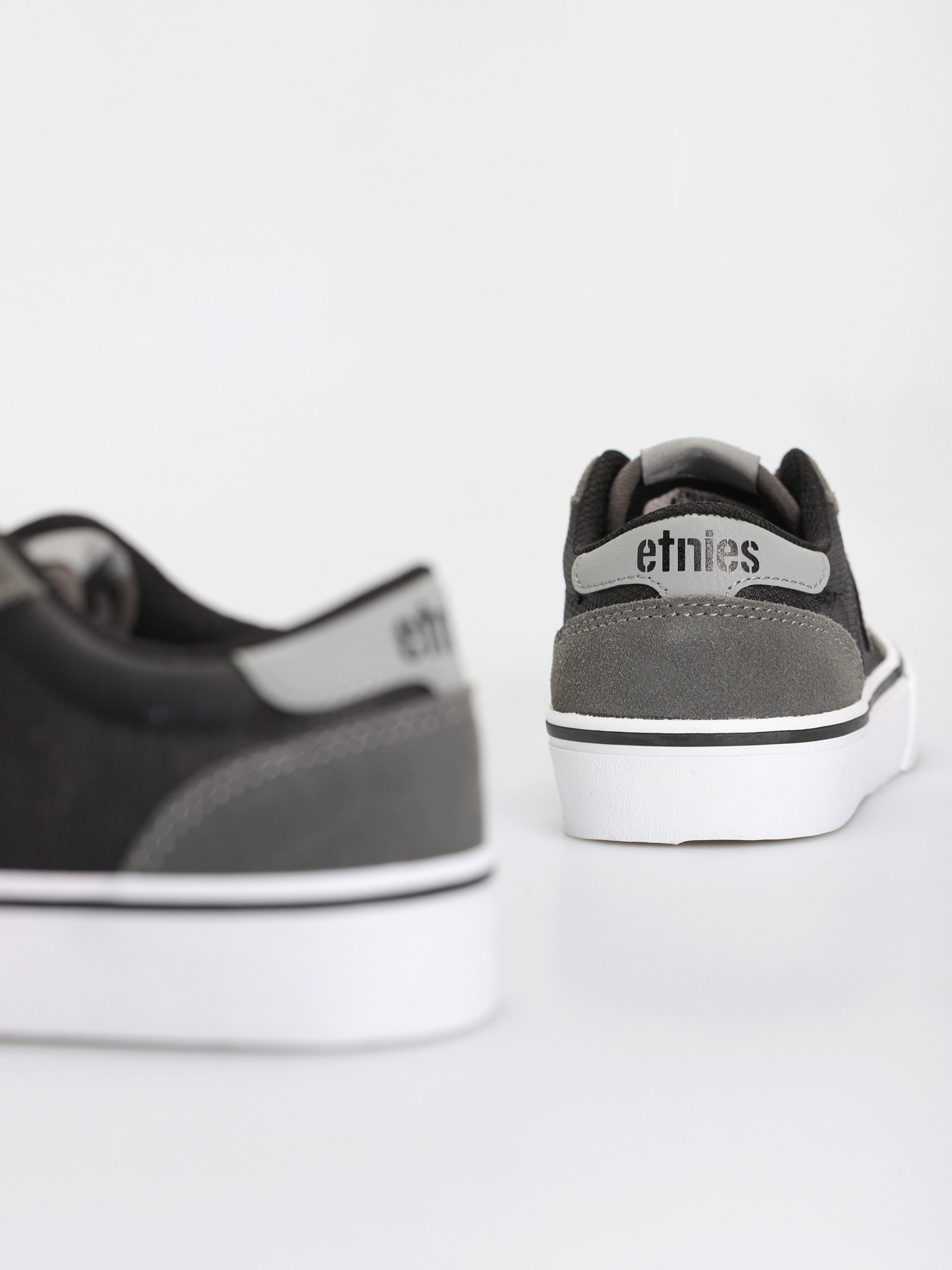 Etnies Kids Calli Vulc JR Cipők (grey/black)