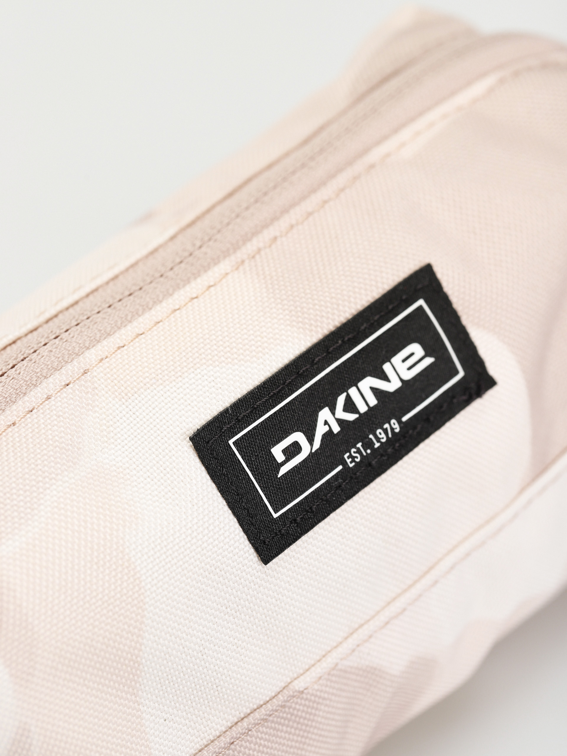Dakine Accessory Case Tolltartó (sand quartz)
