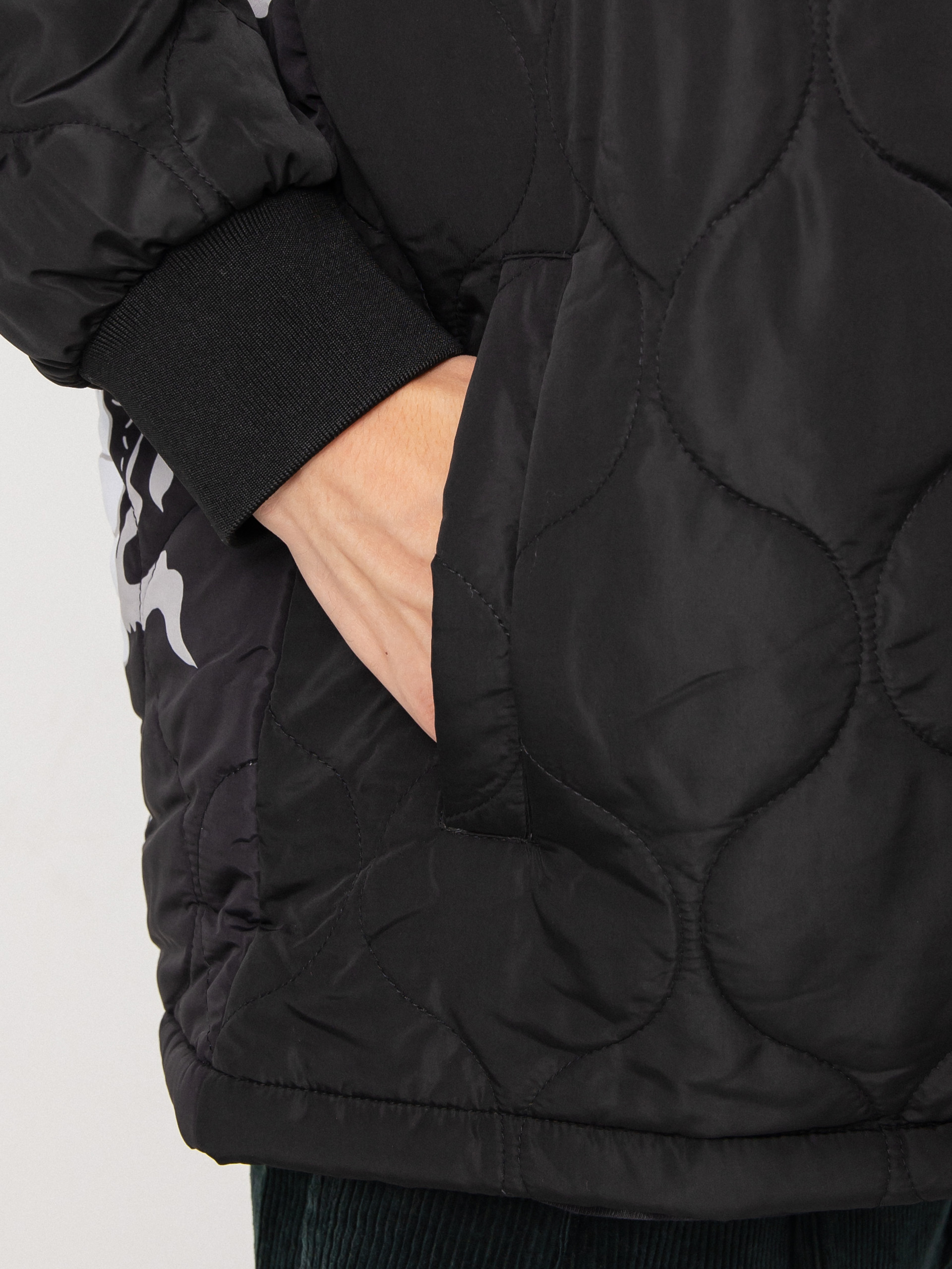 RipNDip Mystic Jerm Quilted Bomber Dzseki (black)