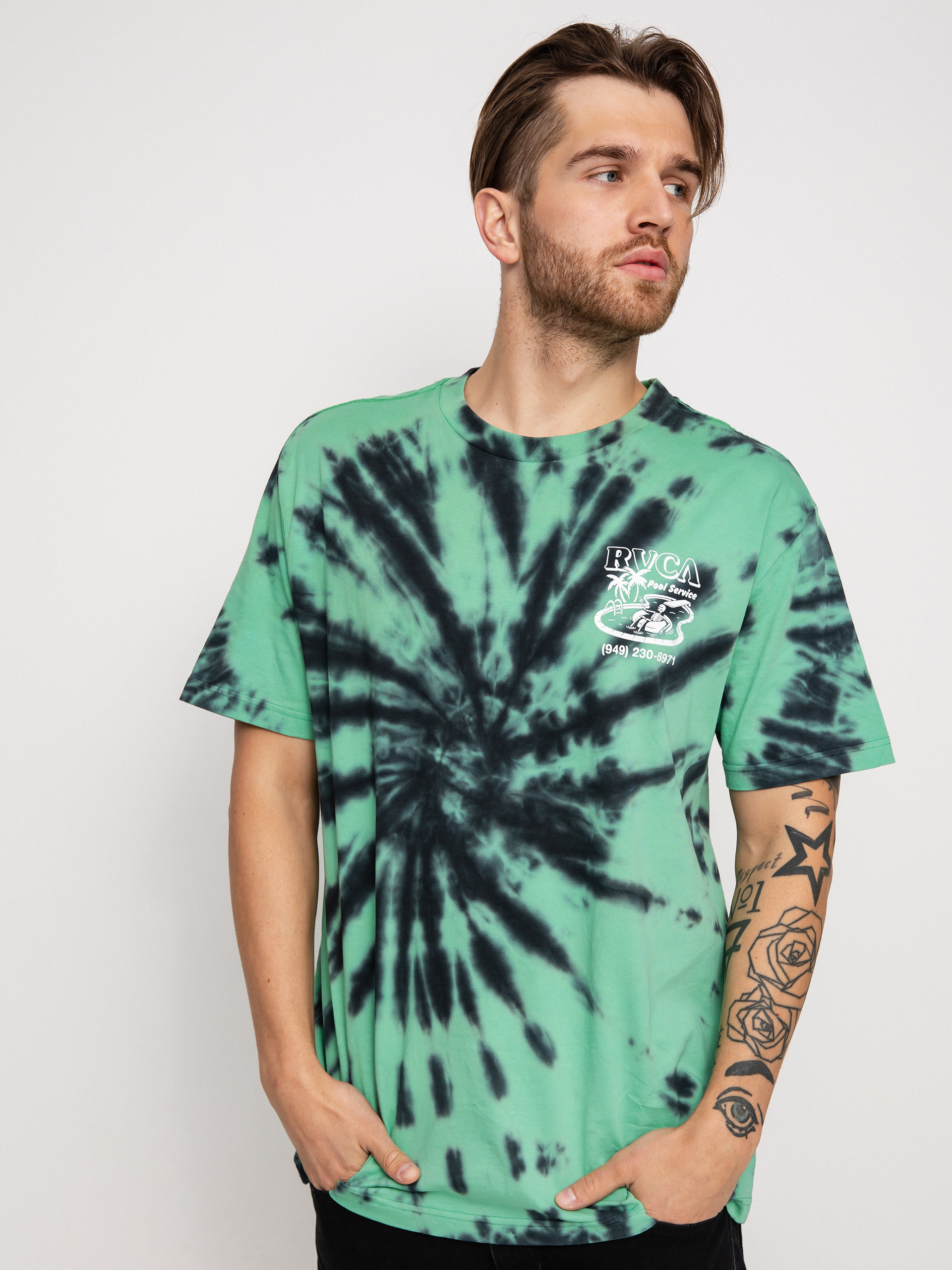 RVCA Pool Service póló (blk grn tie&dye)