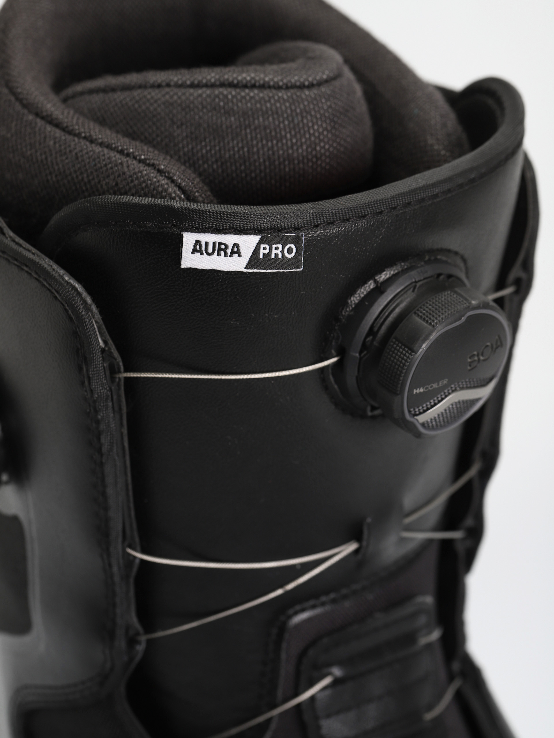 Férfi Vans Aura Pro Snowboard cipők (black/white)