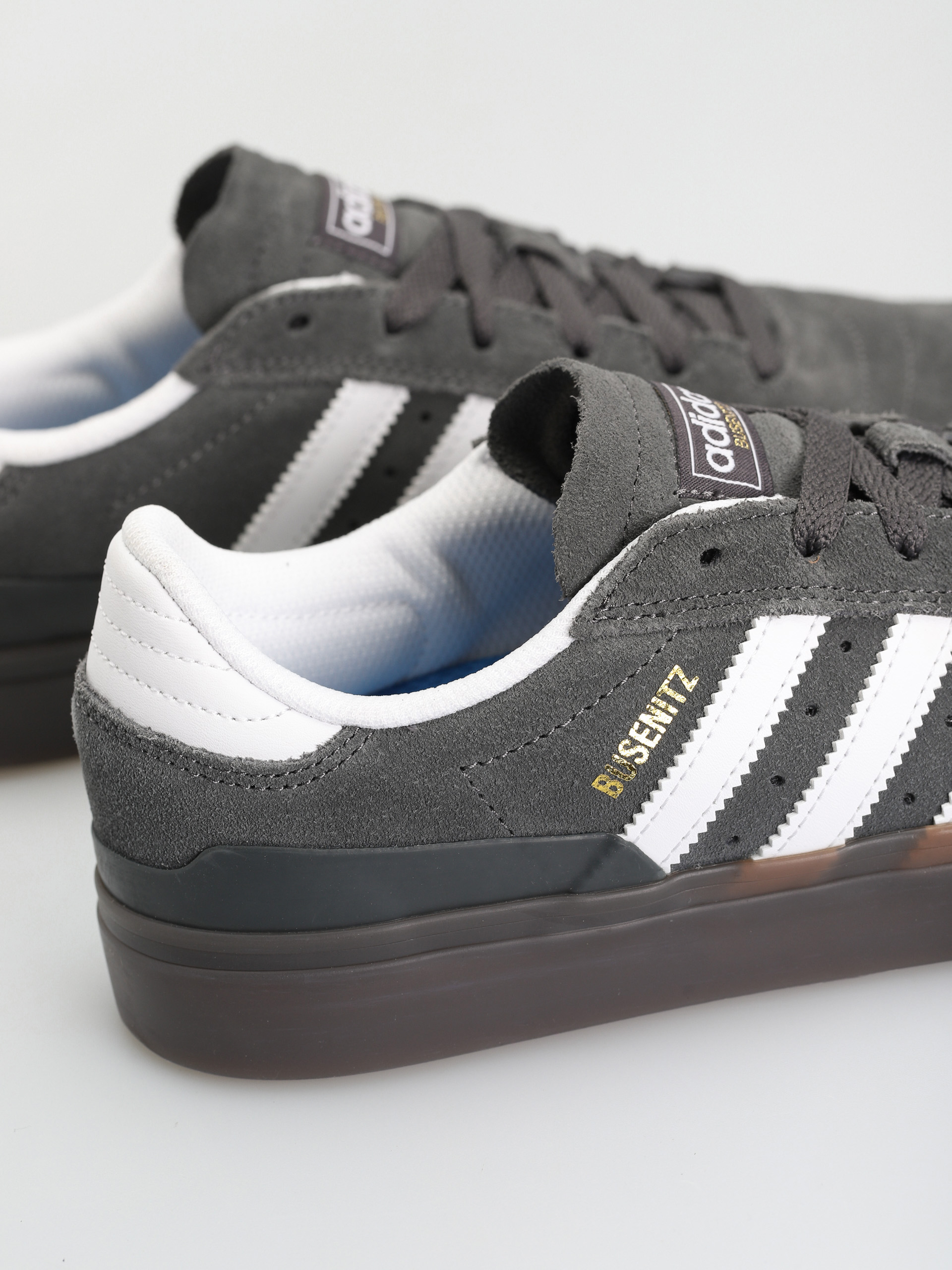 adidas Busenitz Vulc II Cipők (gresix/ftwwht/blubir)