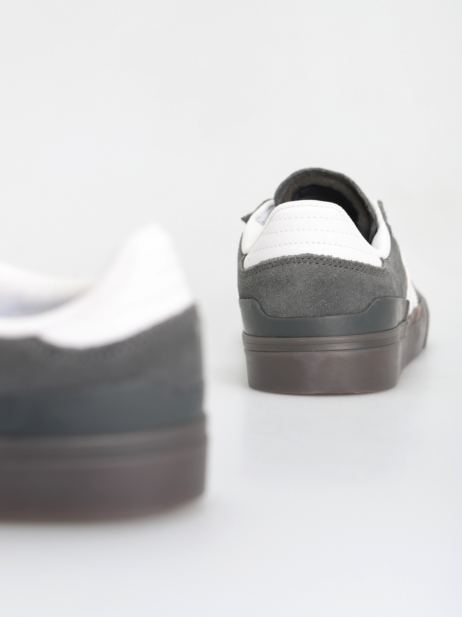 adidas Busenitz Vulc II Cipők (gresix/ftwwht/blubir)