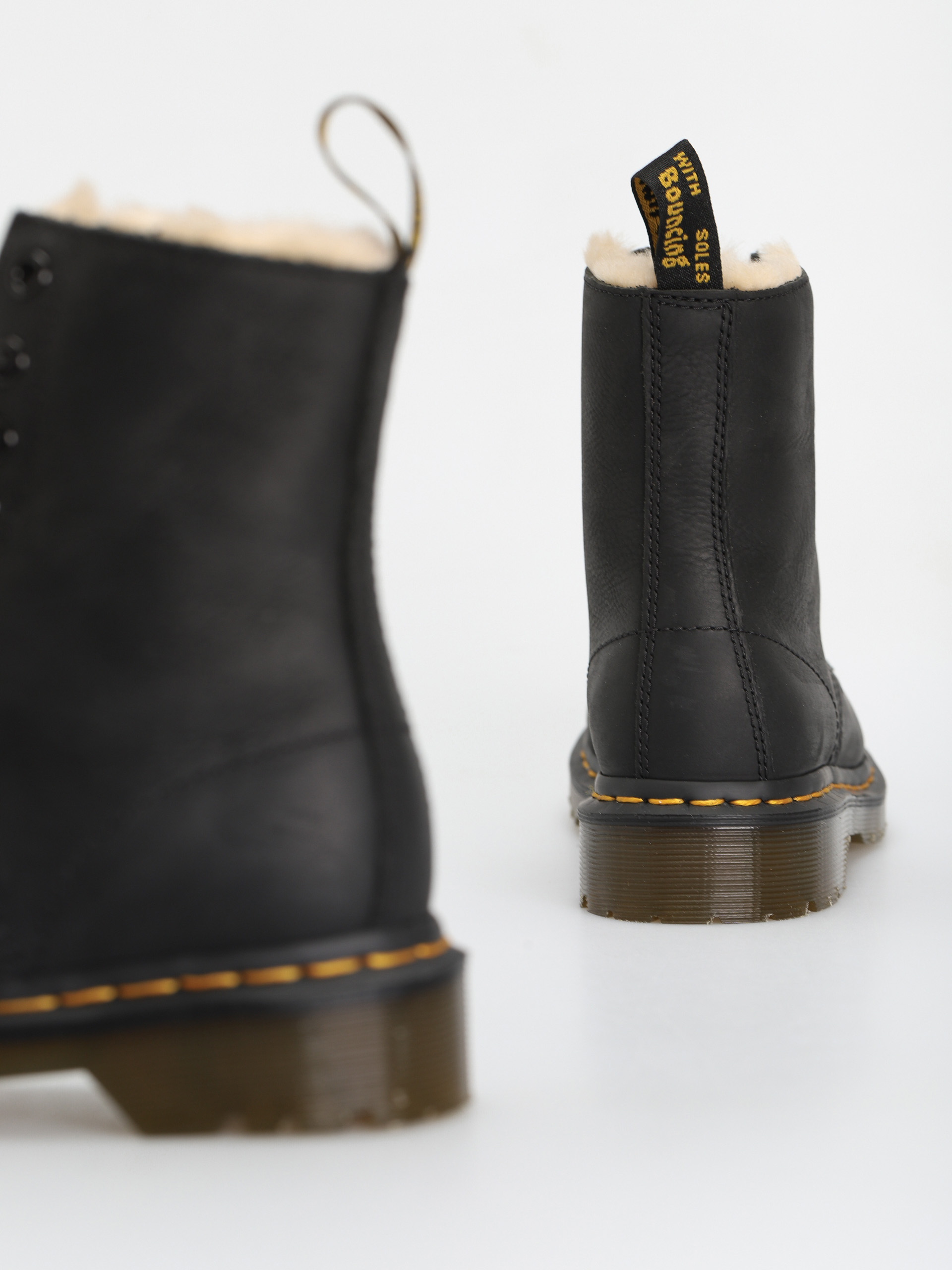 Dr. Martens 1460 Serena Cipők Wmn (black wyoming)