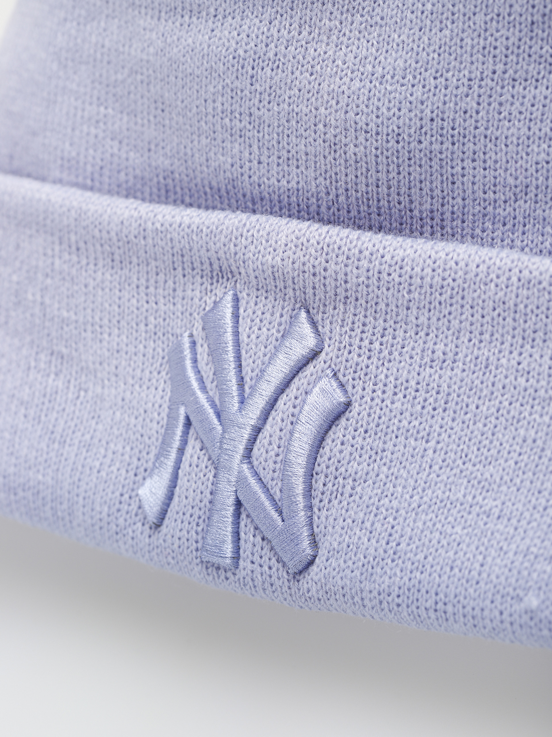 New Era League Essential New York Yankess Sapka Wmn (lavender)