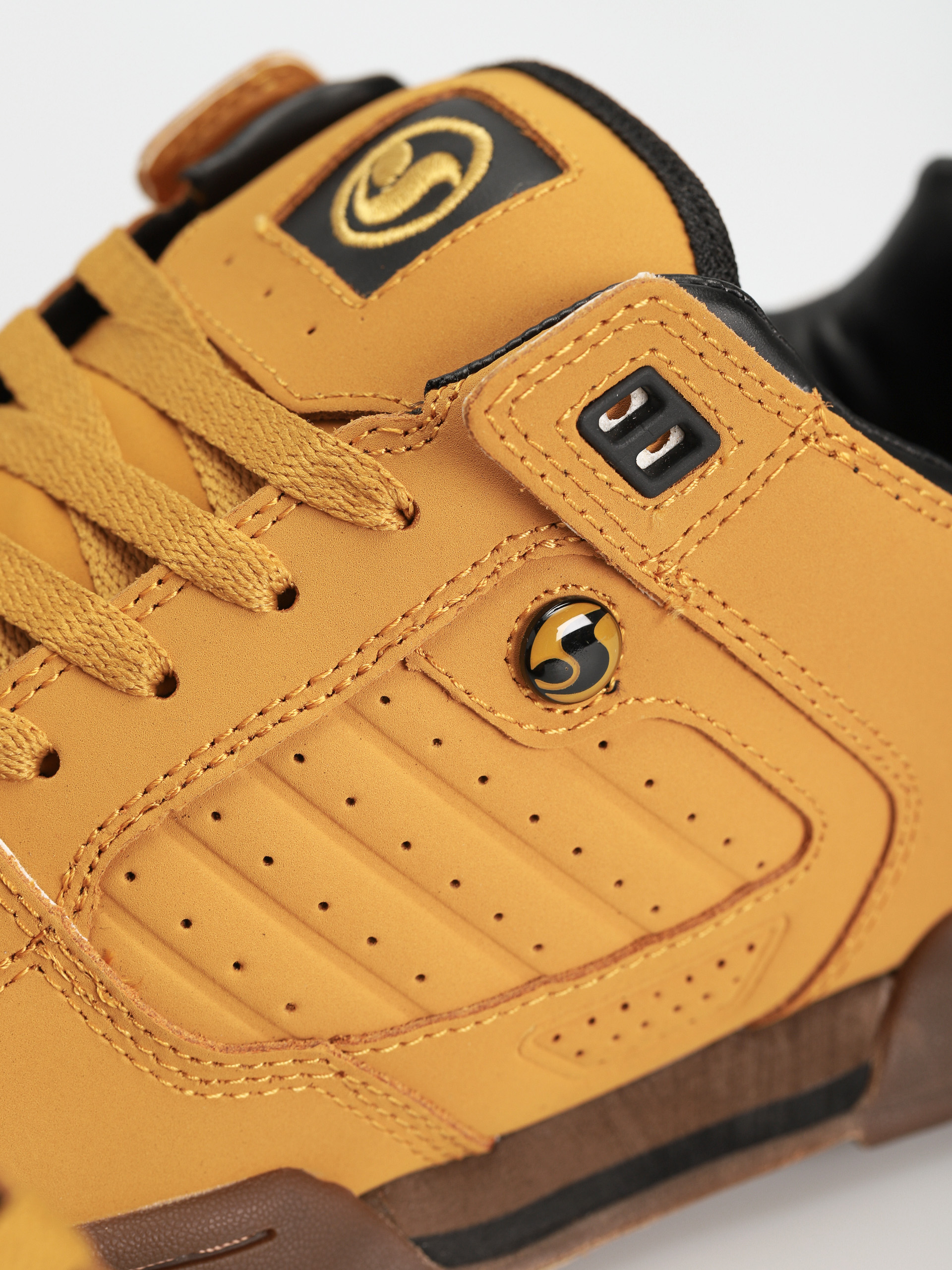 DVS Militia Snow Cipők (chamois black nubuck)