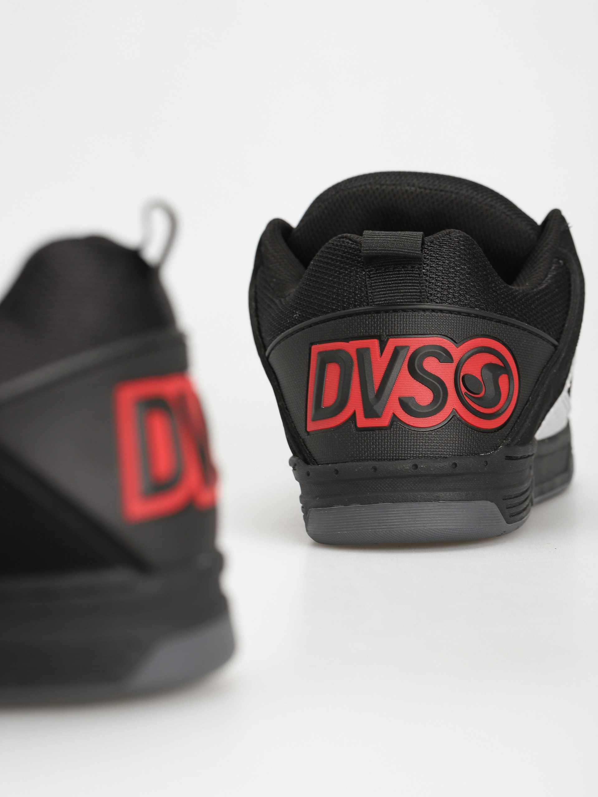 DVS Comanche Cipők (black gray red nubuck)